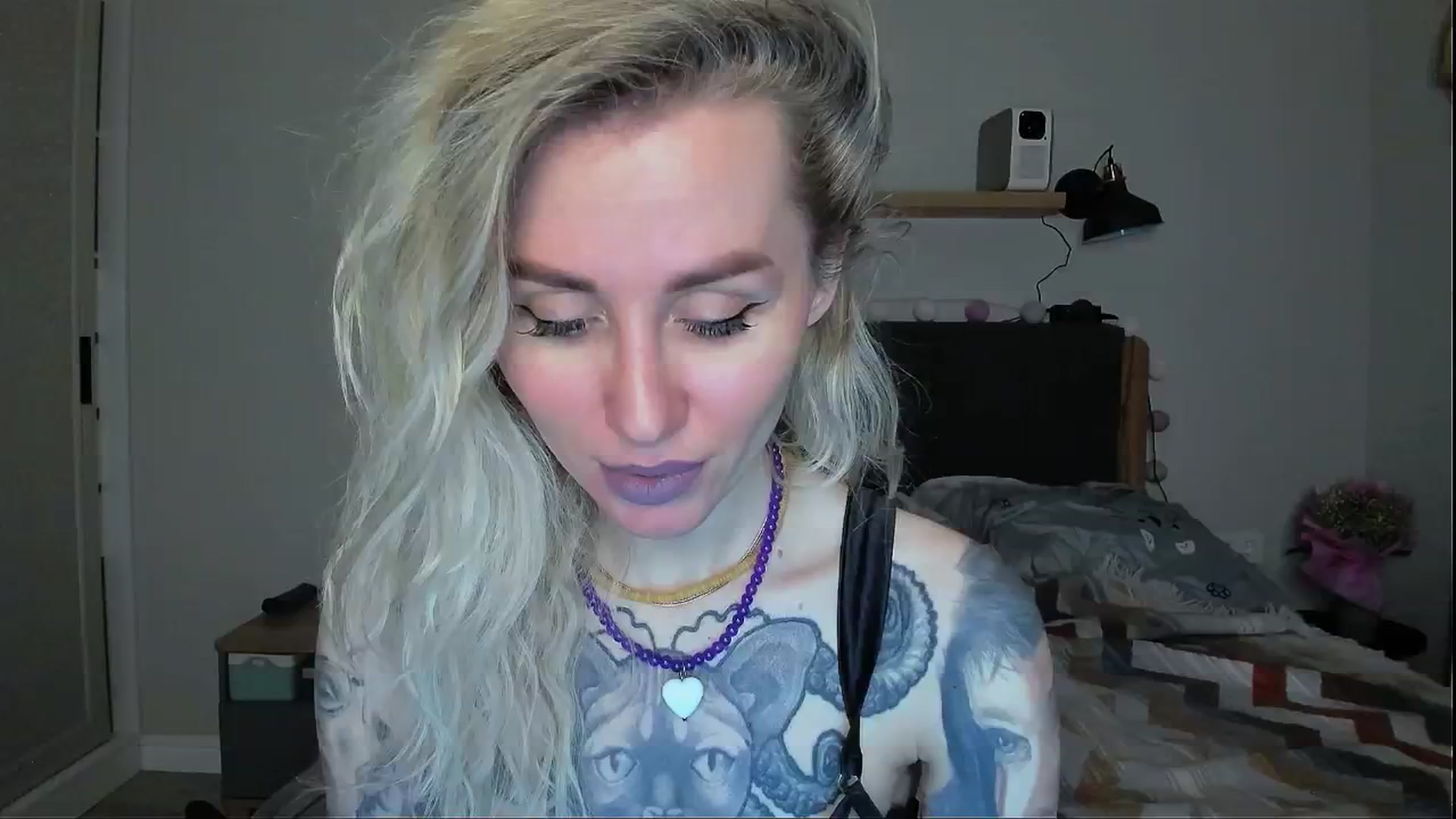 Gallery image thumbnail from Alexa_Smithhh's myfreecams stream on, 05/20/2024, 20:54 image 20 of 20