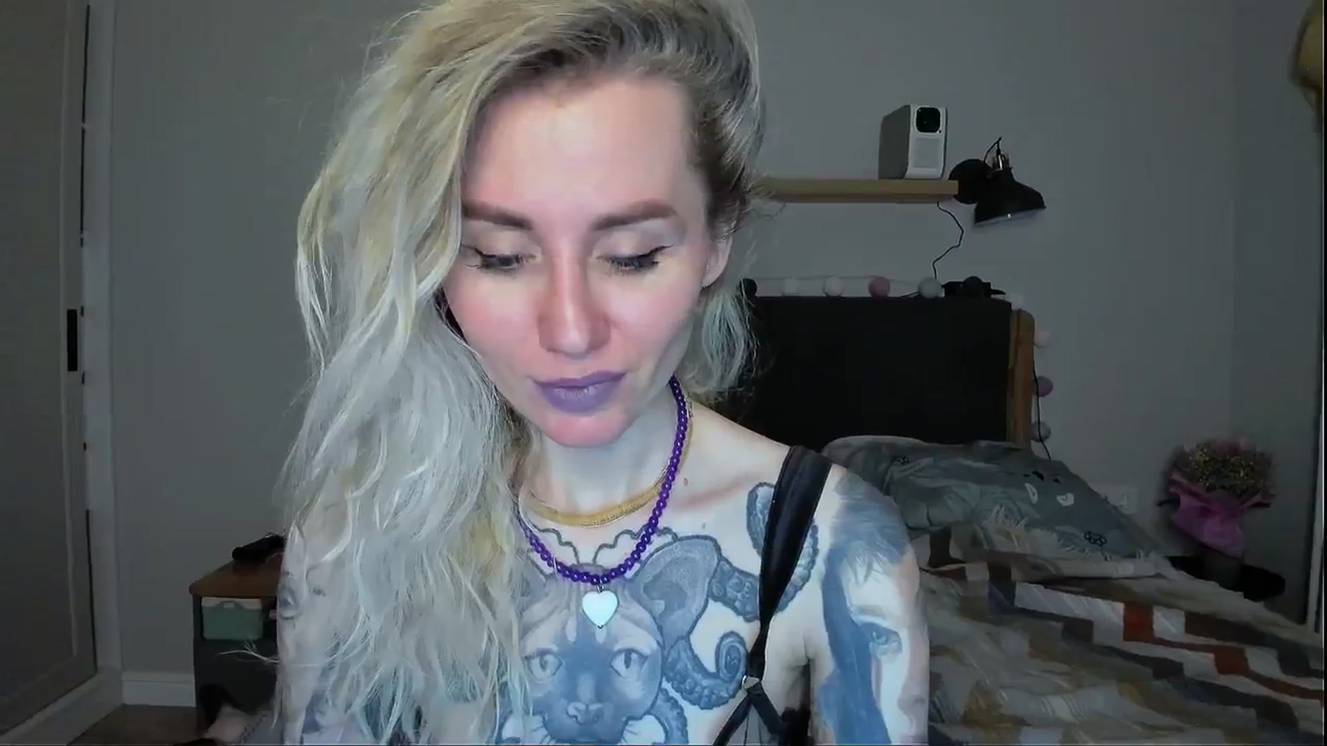 Gallery image thumbnail from Alexa_Smithhh's myfreecams stream on, 05/20/2024, 20:54 image 18 of 20