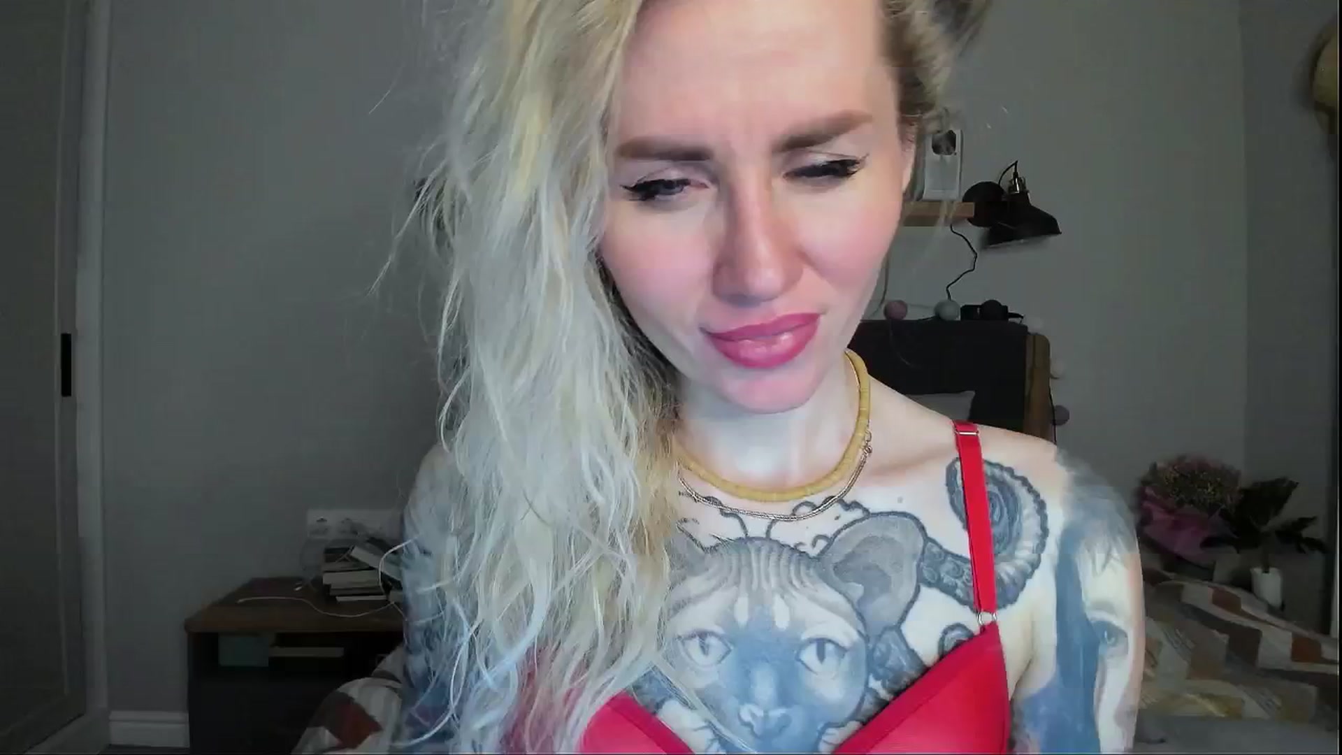 Gallery image thumbnail from Alexa_Smithhh's myfreecams stream on, 05/21/2024, 21:17 image 3 of 20