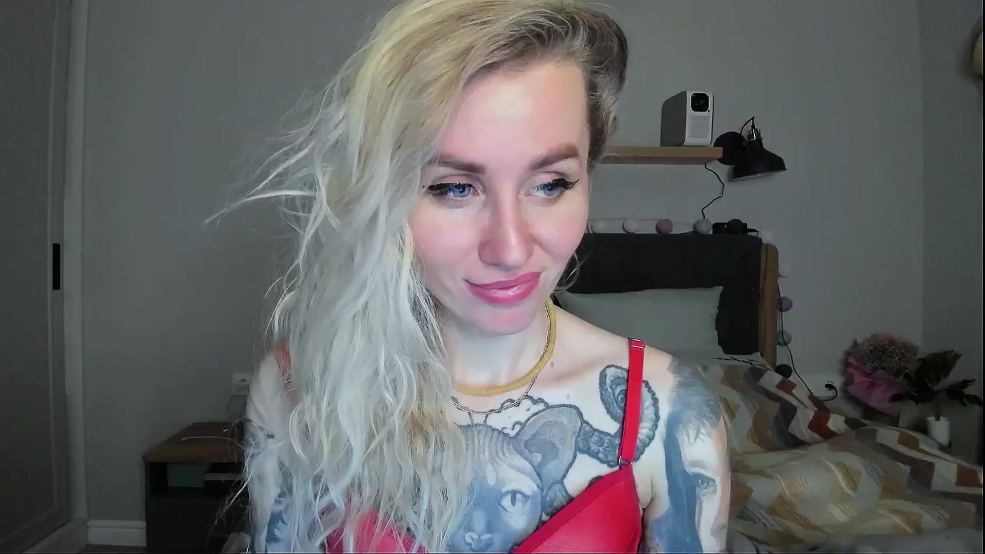 Gallery image thumbnail from Alexa_Smithhh's myfreecams stream on, 05/21/2024, 21:17 image 7 of 20