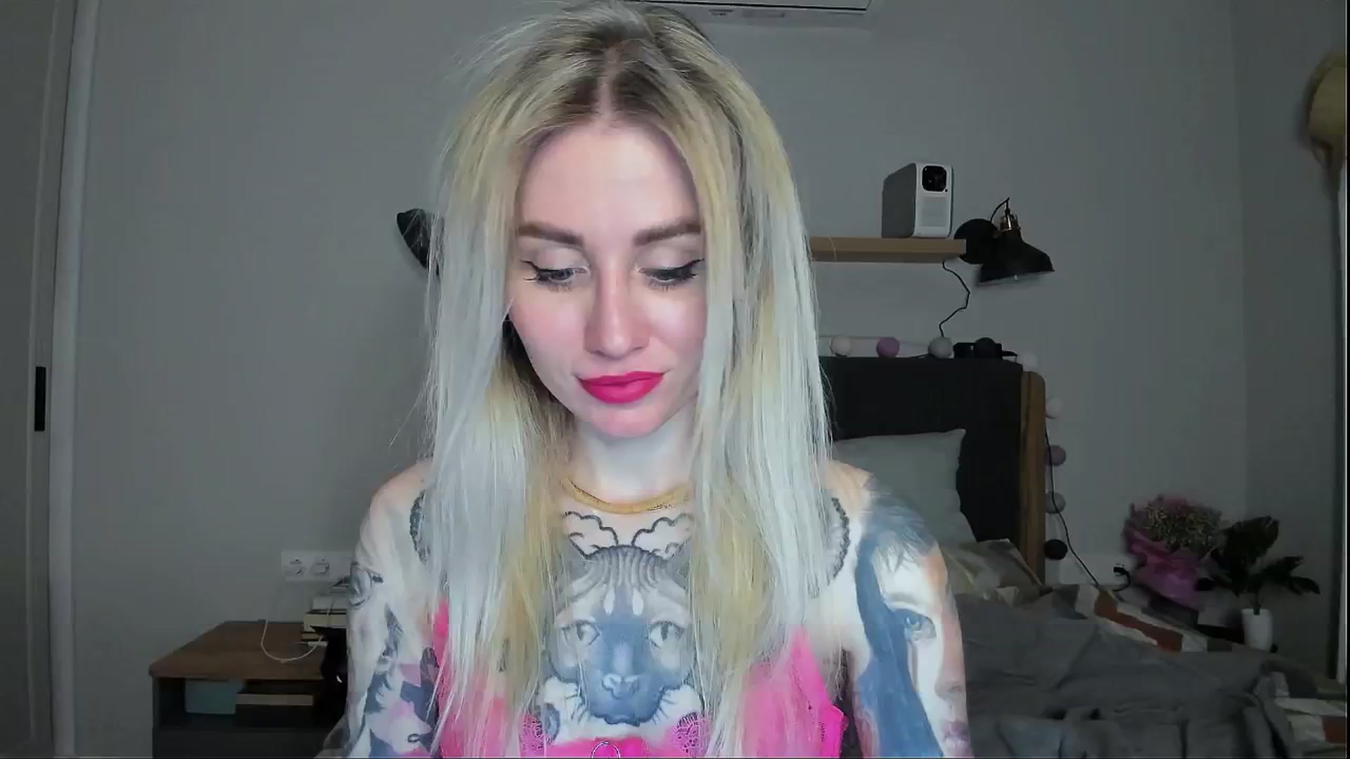 Gallery image thumbnail from Alexa_Smithhh's myfreecams stream on, 05/22/2024, 20:39 image 17 of 20