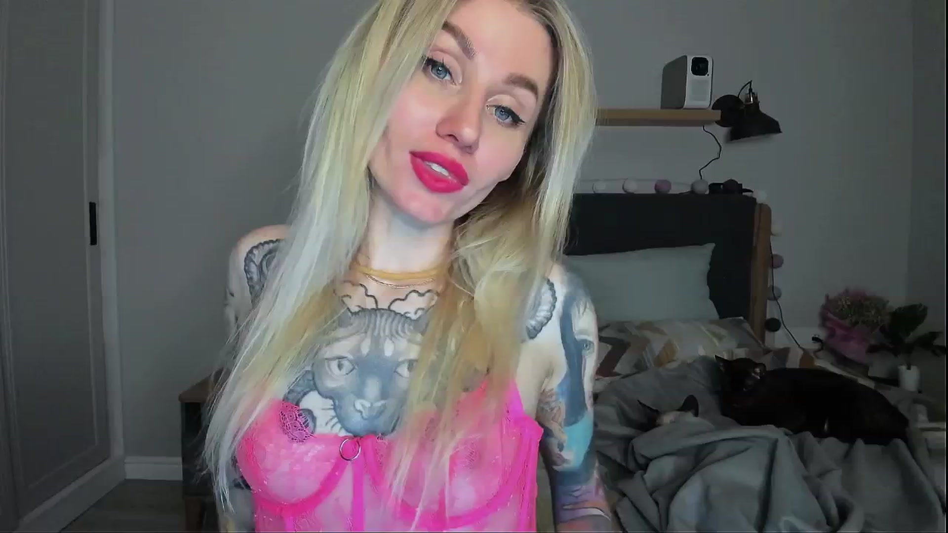 Gallery image thumbnail from Alexa_Smithhh's myfreecams stream on, 05/22/2024, 20:39 image 8 of 20