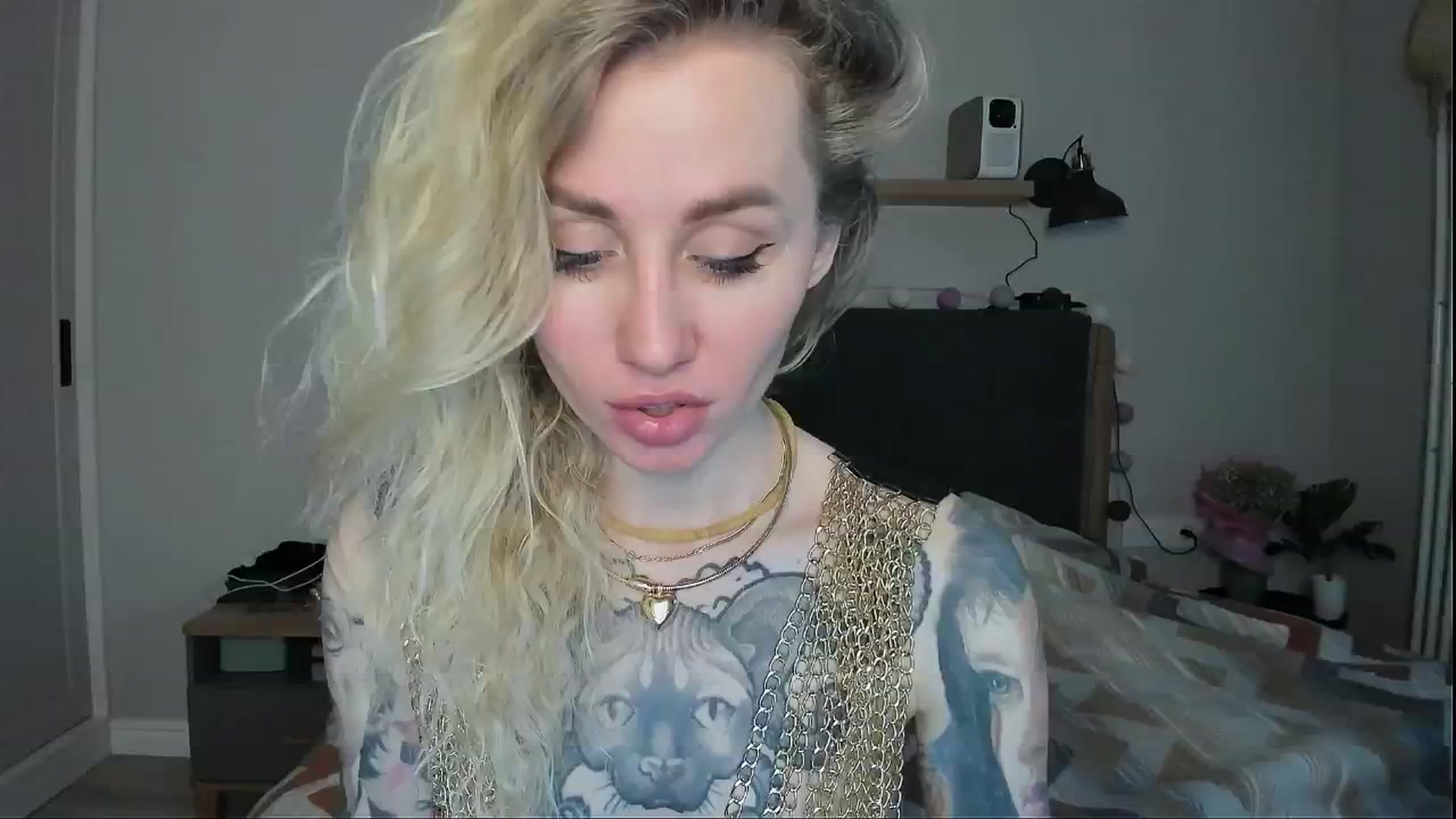 Gallery image thumbnail from Alexa_Smithhh's myfreecams stream on, 05/27/2024, 18:35 image 19 of 20