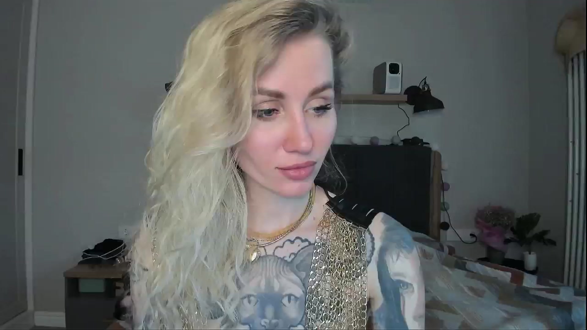 Gallery image thumbnail from Alexa_Smithhh's myfreecams stream on, 05/27/2024, 18:35 image 5 of 20
