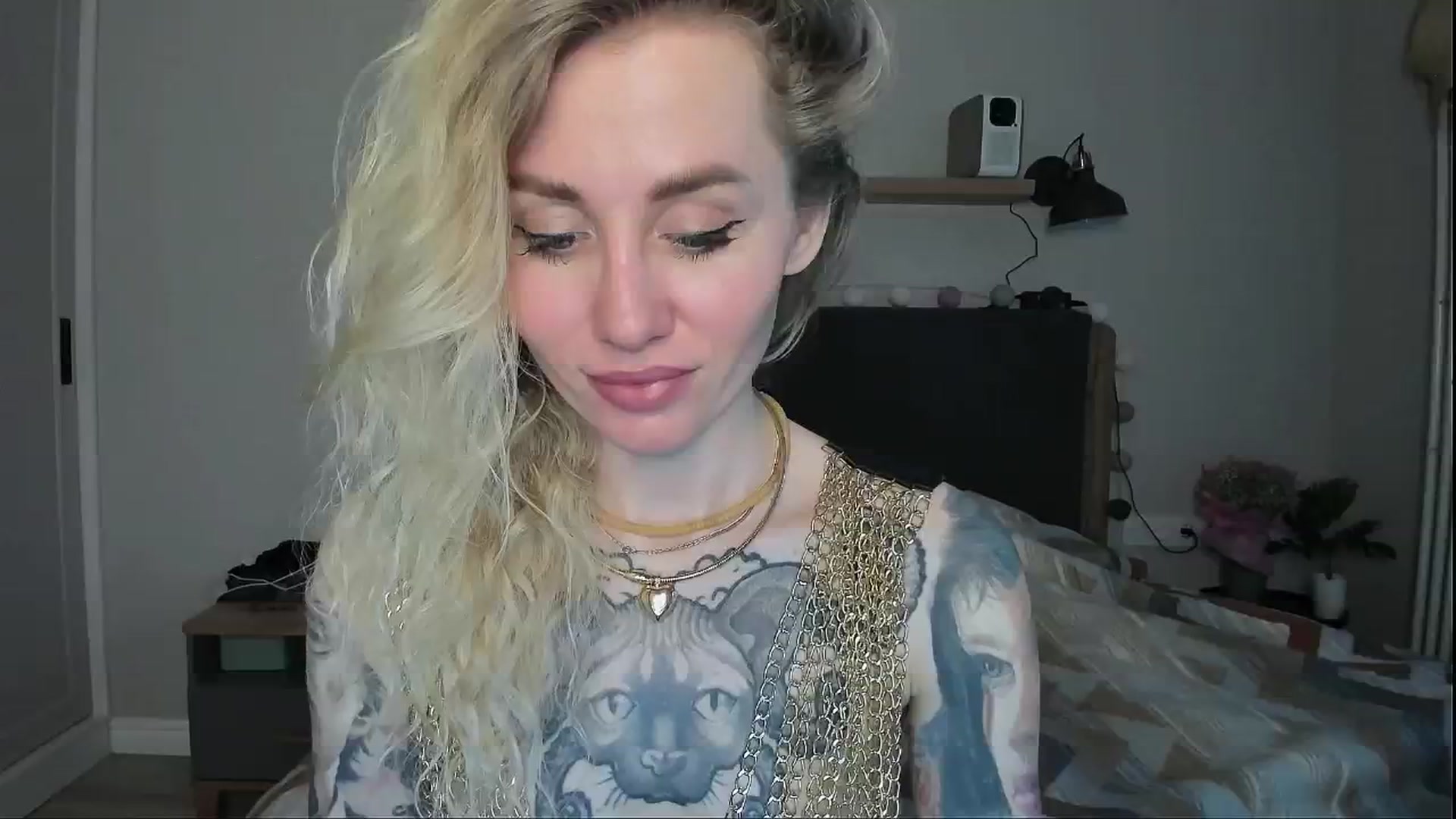 Gallery image thumbnail from Alexa_Smithhh's myfreecams stream on, 05/27/2024, 18:35 image 18 of 20