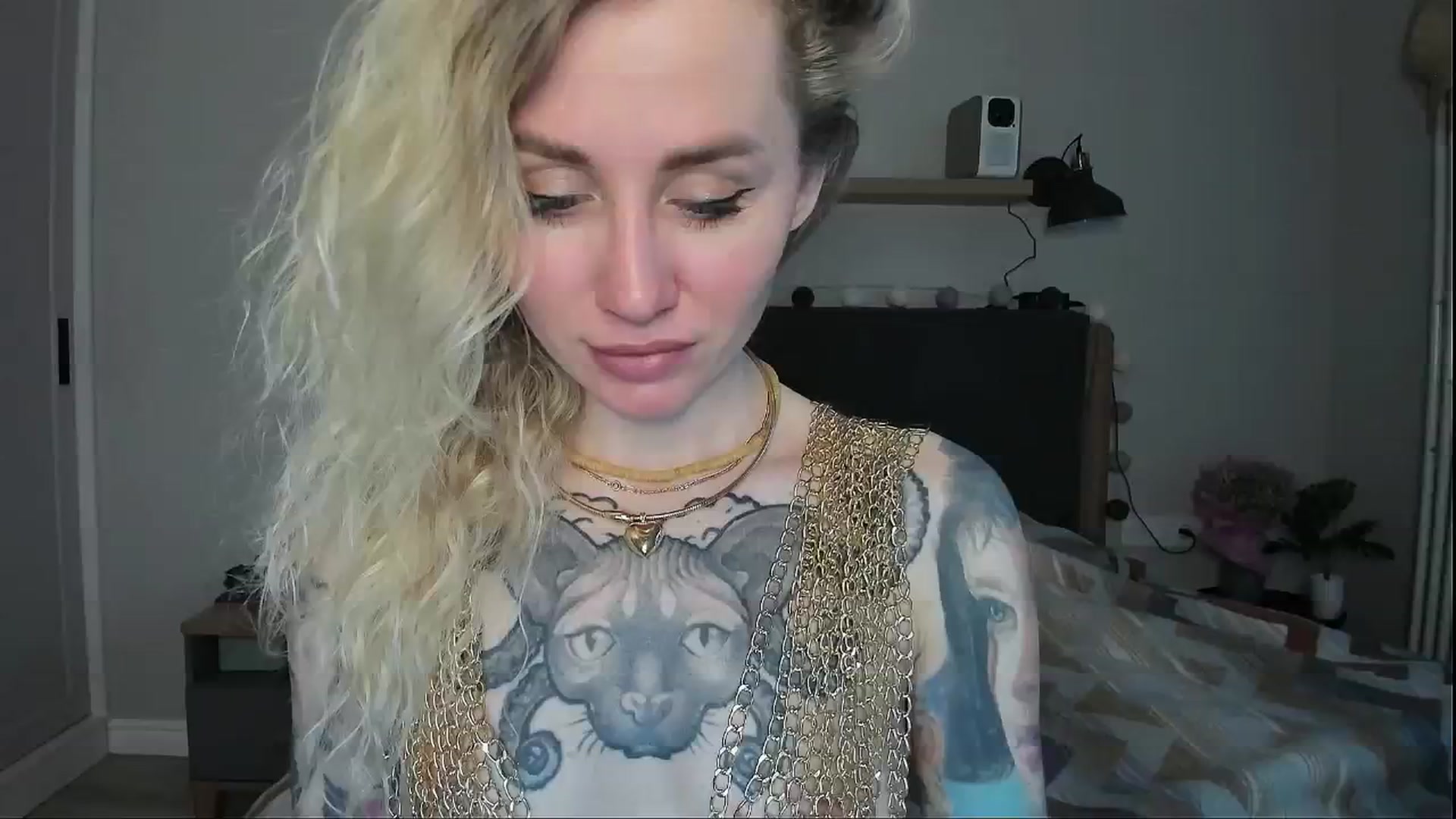 Gallery image thumbnail from Alexa_Smithhh's myfreecams stream on, 05/27/2024, 18:35 image 16 of 20