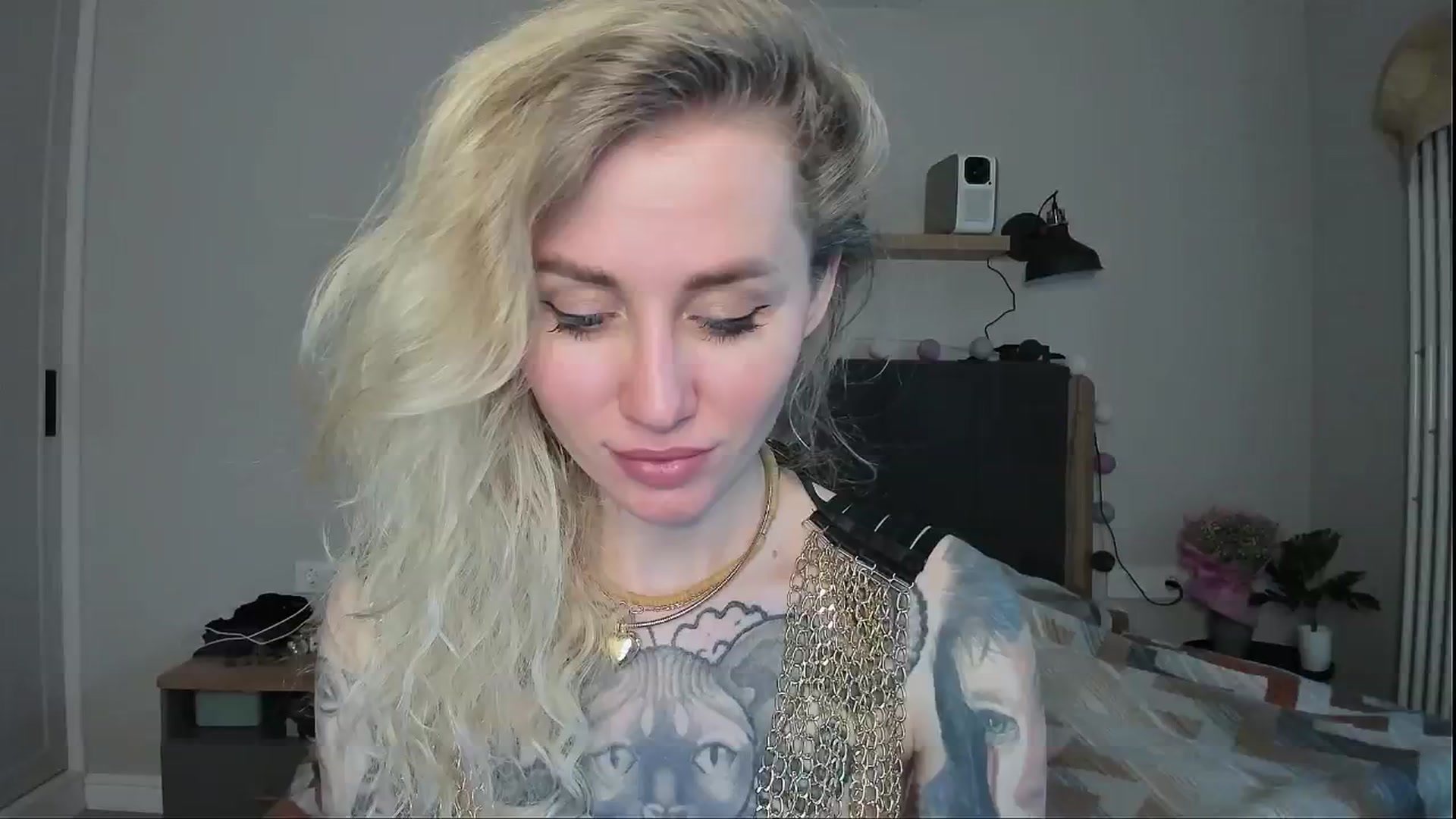 Gallery image thumbnail from Alexa_Smithhh's myfreecams stream on, 05/27/2024, 18:35 image 7 of 20
