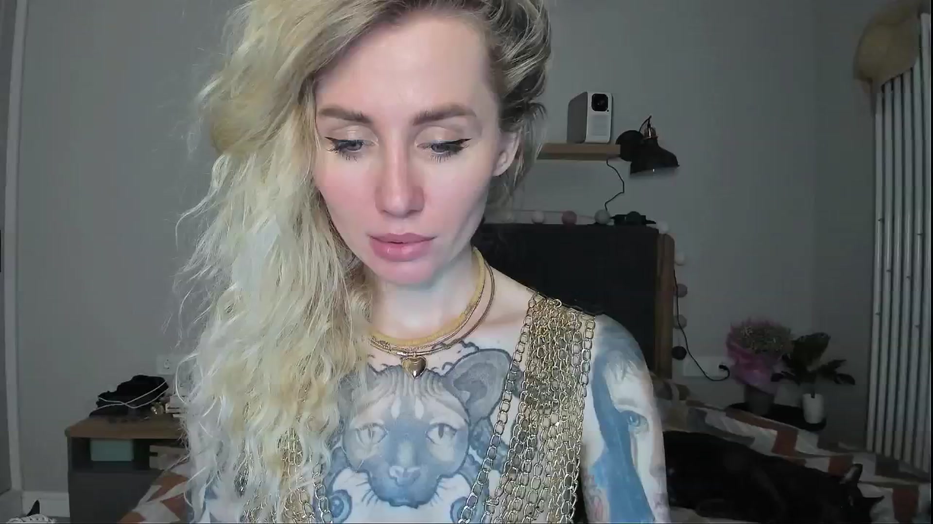 Gallery image thumbnail from Alexa_Smithhh's myfreecams stream on, 05/27/2024, 20:11 image 1 of 20