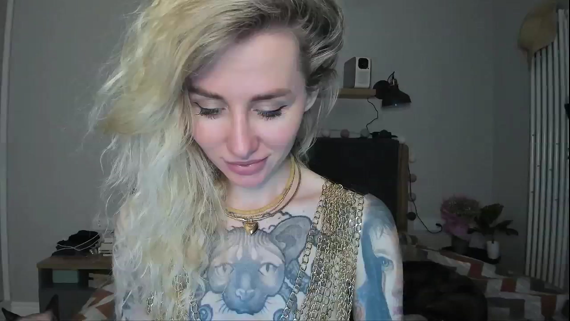 Gallery image thumbnail from Alexa_Smithhh's myfreecams stream on, 05/27/2024, 20:11 image 5 of 20