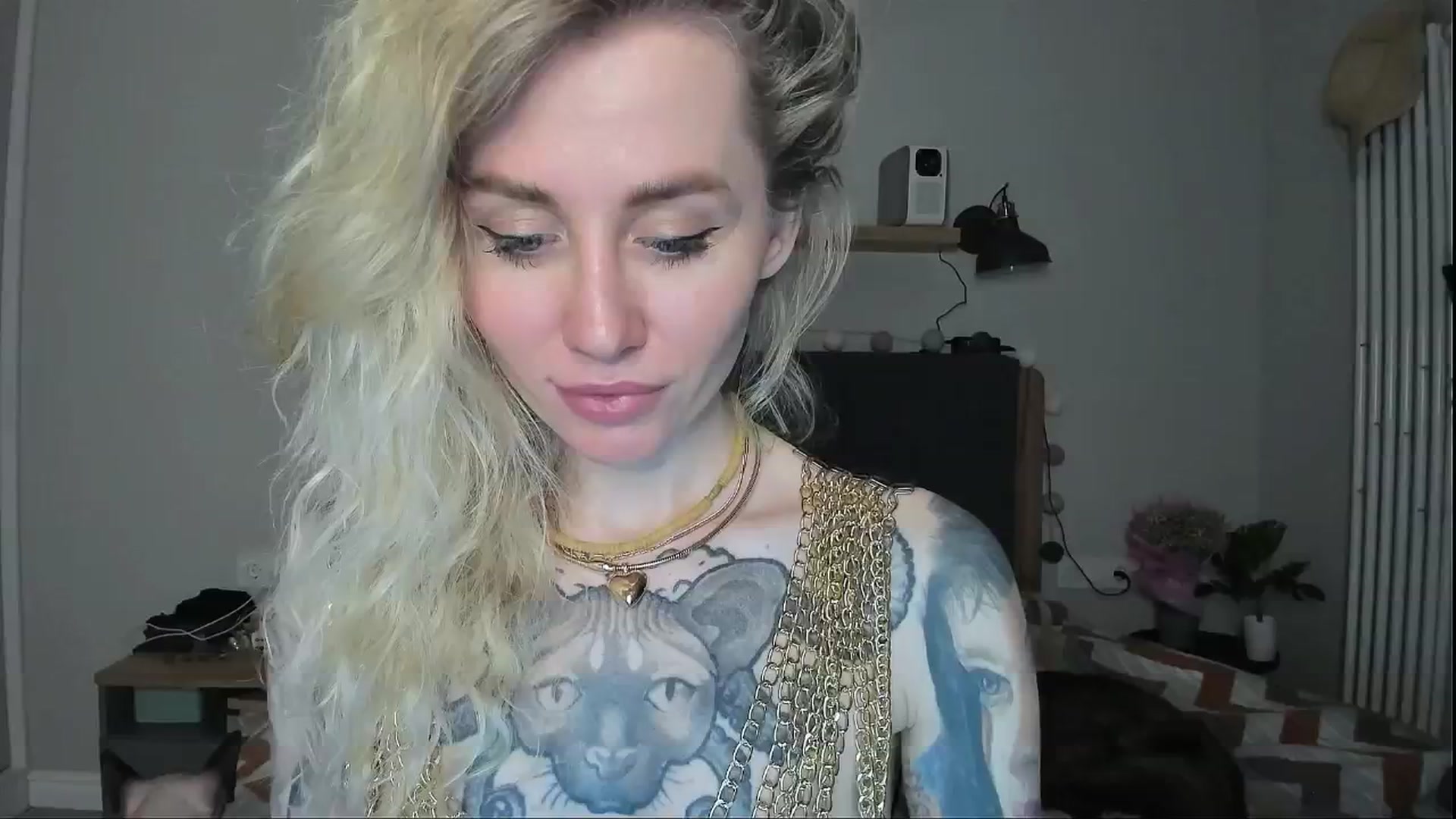 Gallery image thumbnail from Alexa_Smithhh's myfreecams stream on, 05/27/2024, 20:11 image 13 of 20