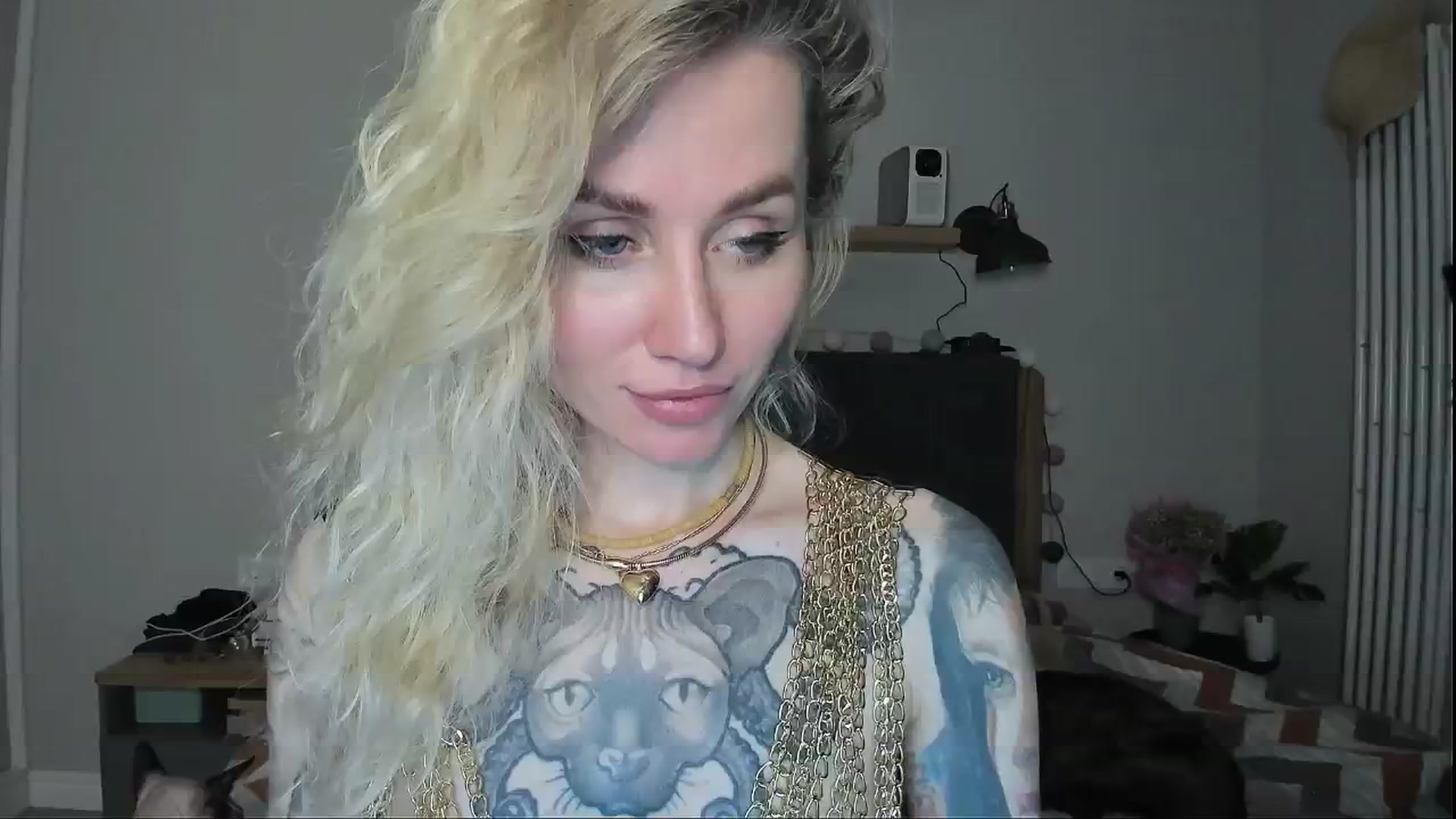 Gallery image thumbnail from Alexa_Smithhh's myfreecams stream on, 05/27/2024, 20:11 image 14 of 20
