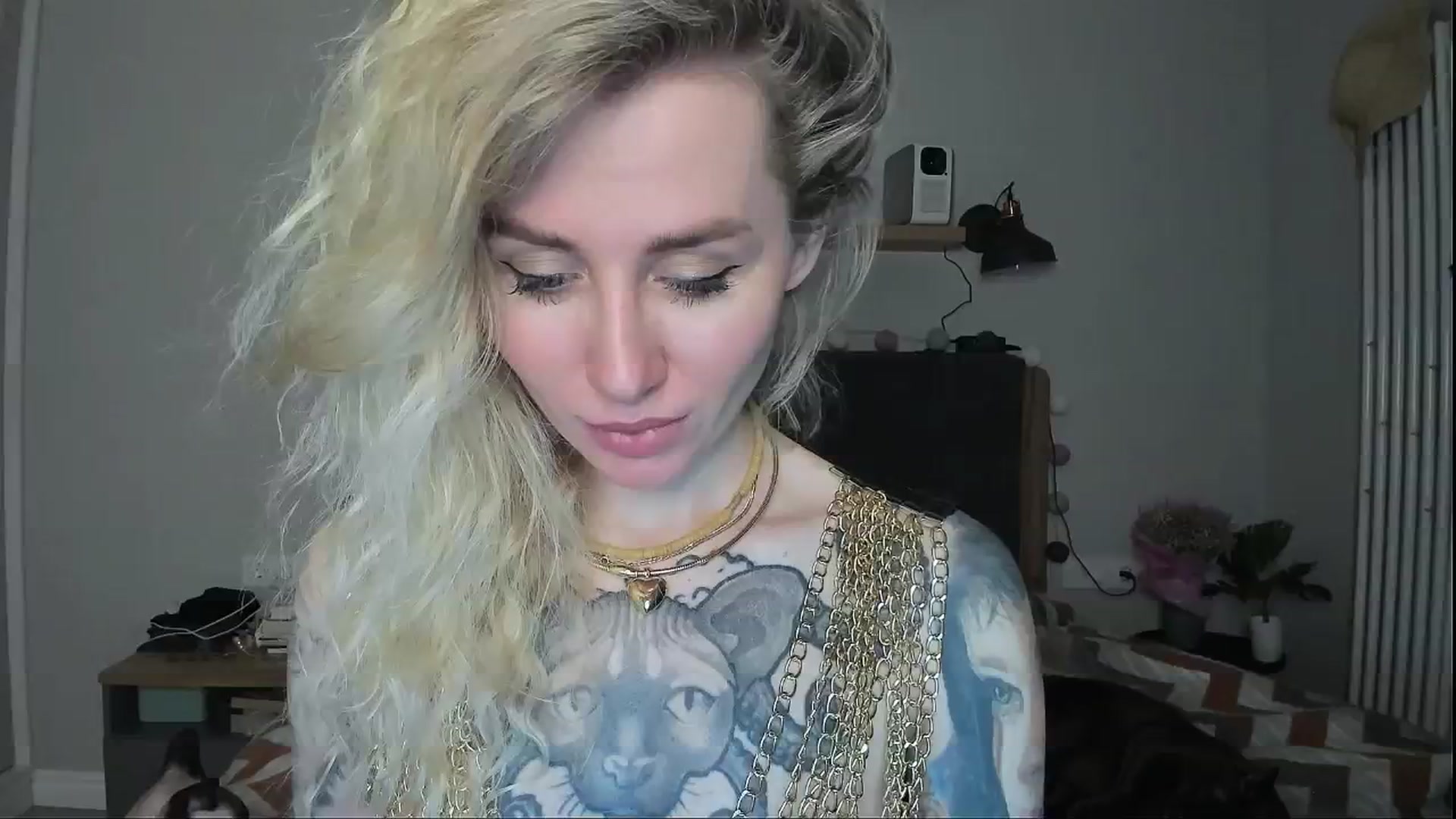 Gallery image thumbnail from Alexa_Smithhh's myfreecams stream on, 05/27/2024, 20:11 image 9 of 20