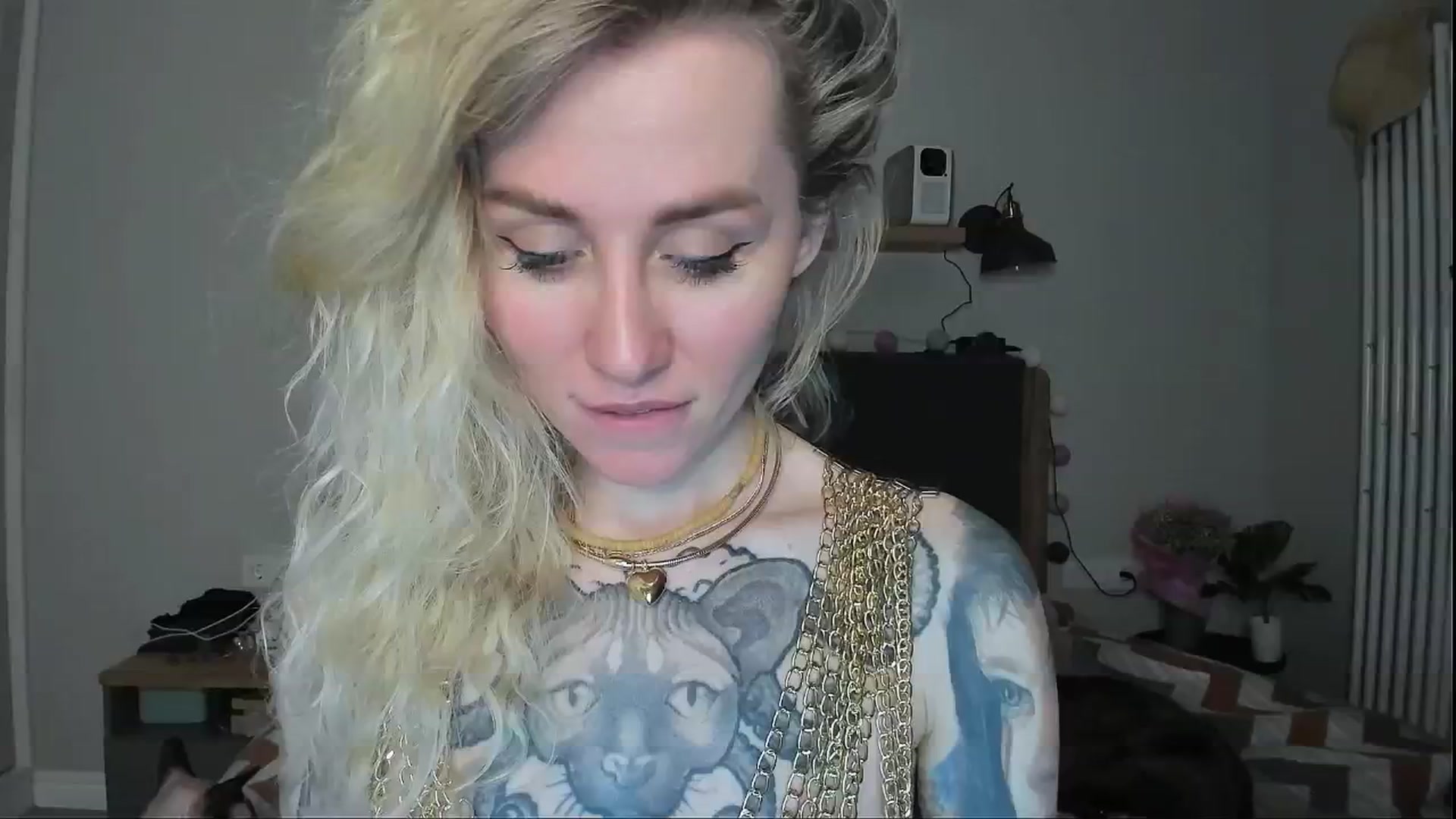 Gallery image thumbnail from Alexa_Smithhh's myfreecams stream on, 05/27/2024, 20:11 image 12 of 20