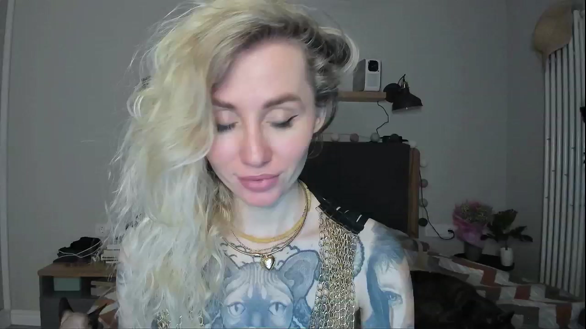 Gallery image thumbnail from Alexa_Smithhh's myfreecams stream on, 05/27/2024, 20:11 image 18 of 20