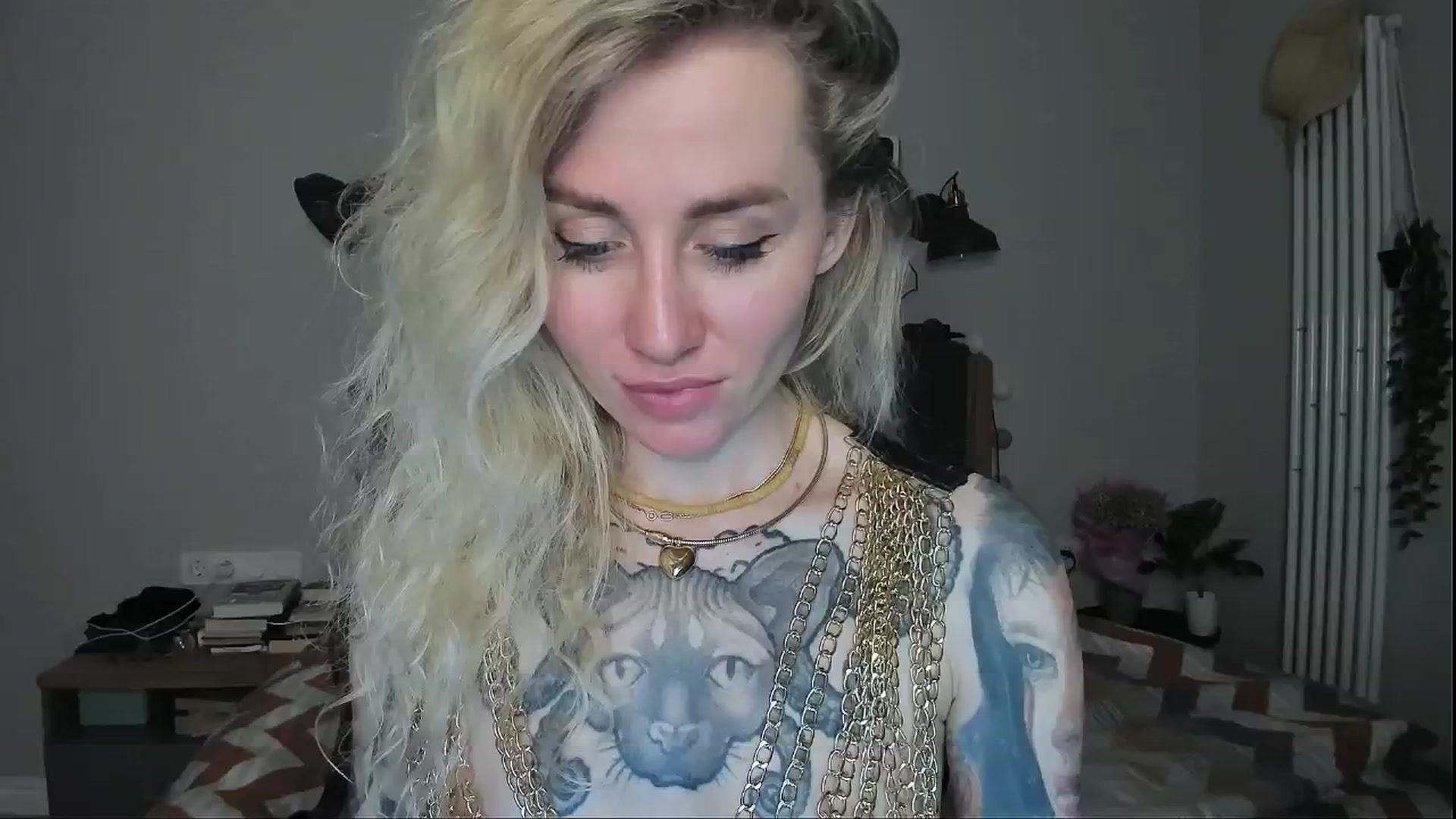 Gallery image thumbnail from Alexa_Smithhh's myfreecams stream on, 05/27/2024, 20:46 image 13 of 20