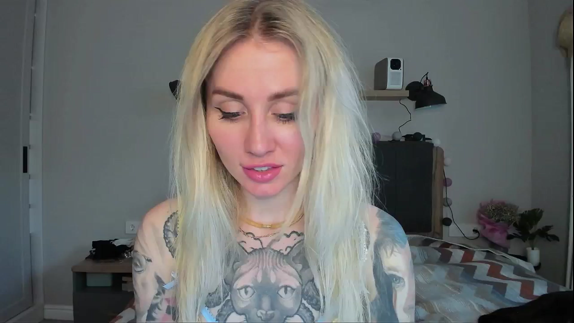 Gallery image thumbnail from Alexa_Smithhh's myfreecams stream on, 05/28/2024, 18:18 image 19 of 20