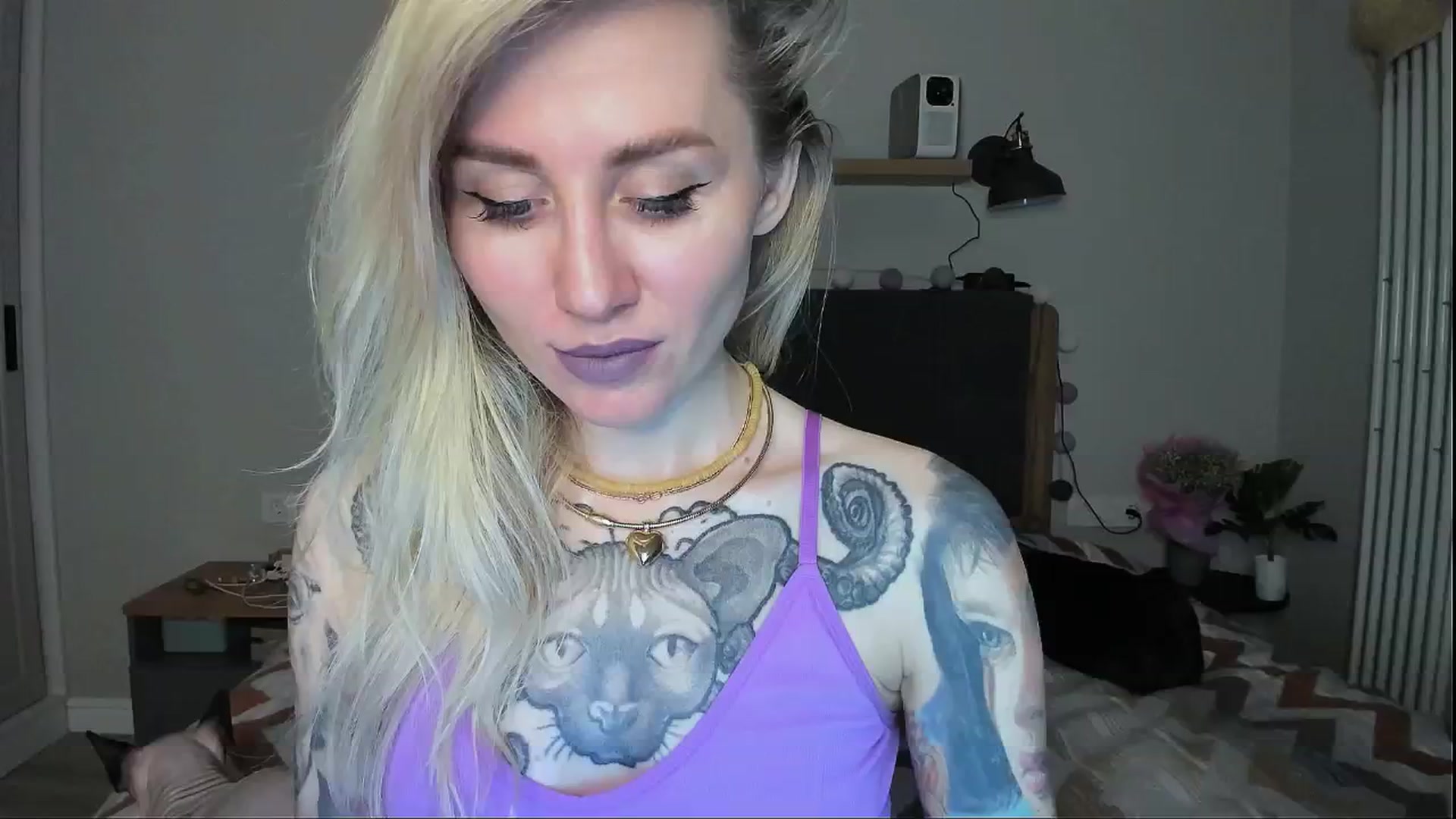 Gallery image thumbnail from Alexa_Smithhh's myfreecams stream on, 05/29/2024, 19:46 image 18 of 20