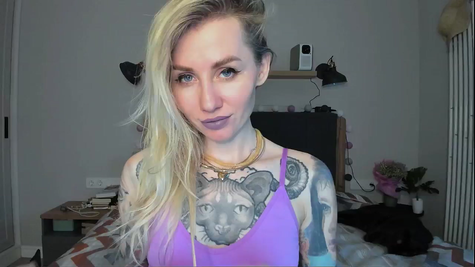 Gallery image thumbnail from Alexa_Smithhh's myfreecams stream on, 05/29/2024, 19:46 image 4 of 20