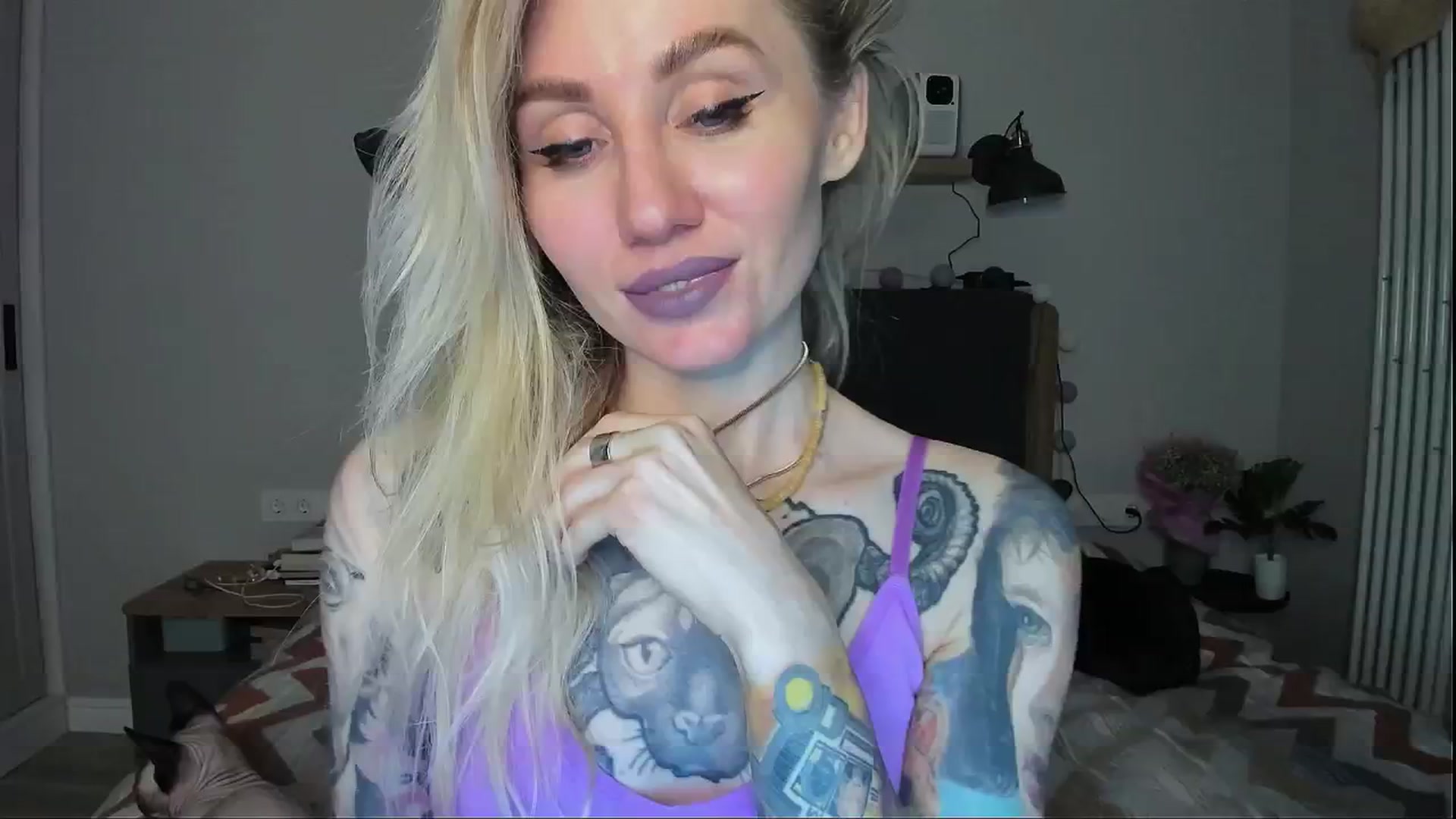 Gallery image thumbnail from Alexa_Smithhh's myfreecams stream on, 05/29/2024, 19:46 image 15 of 20