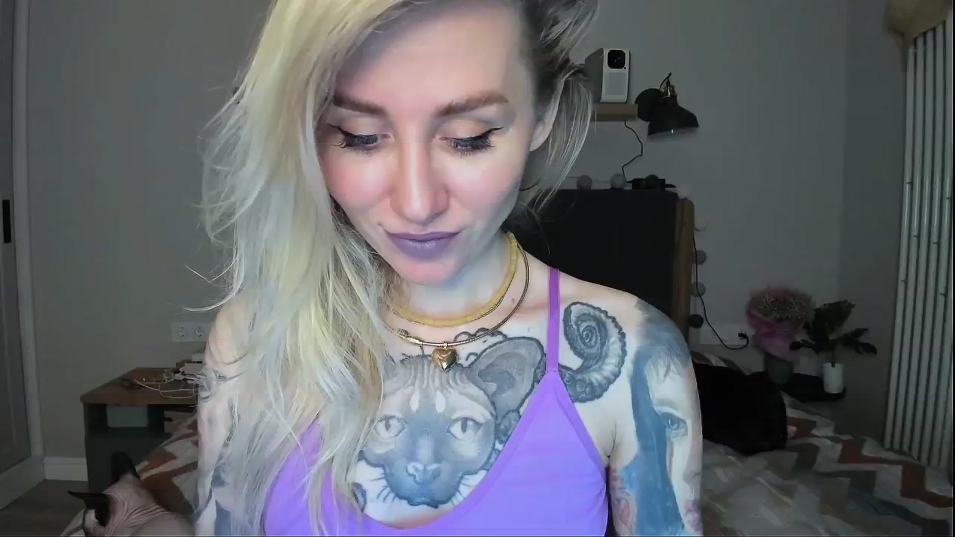 Gallery image thumbnail from Alexa_Smithhh's myfreecams stream on, 05/29/2024, 19:46 image 16 of 20
