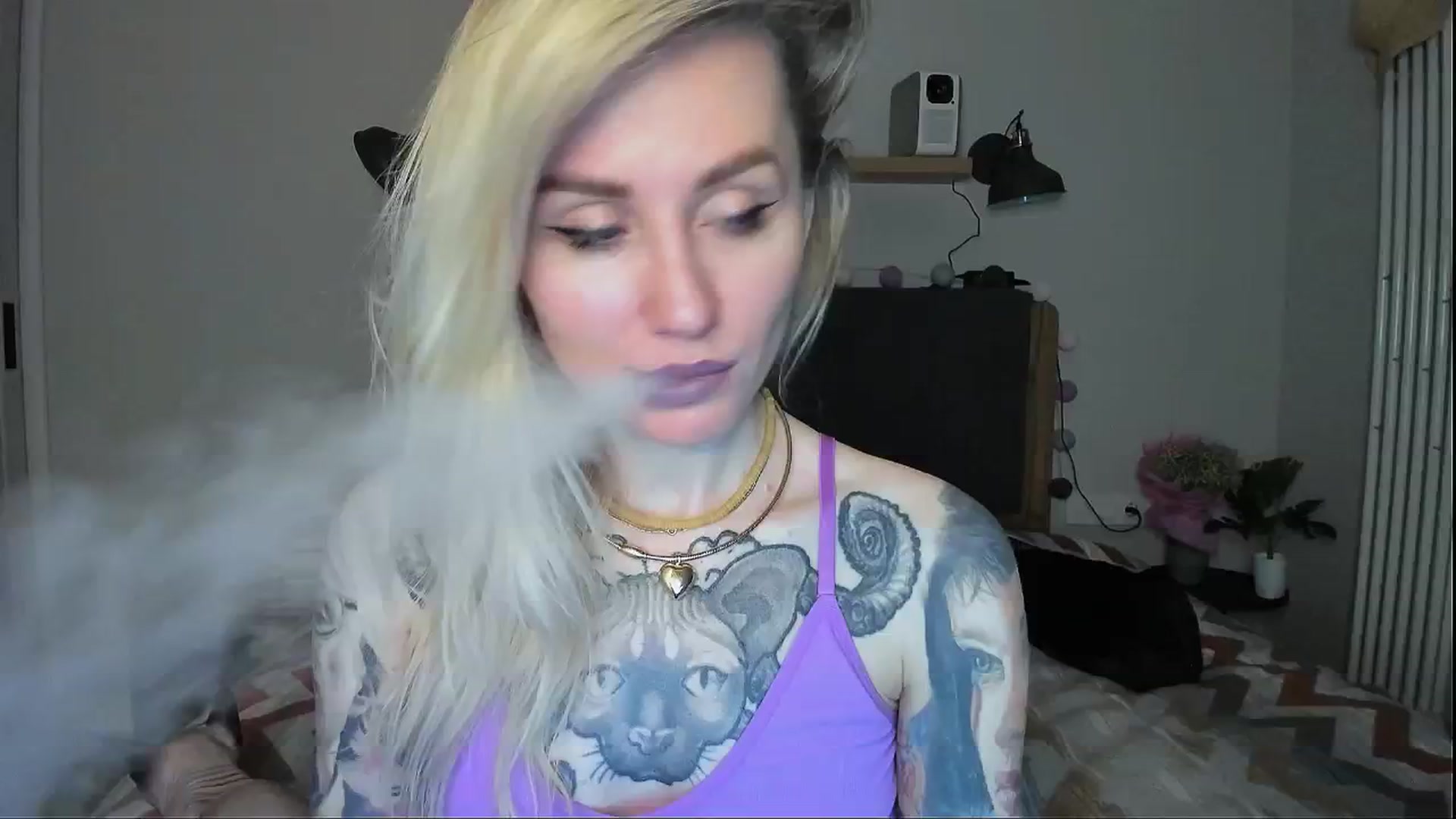 Gallery image thumbnail from Alexa_Smithhh's myfreecams stream on, 05/29/2024, 19:46 image 17 of 20