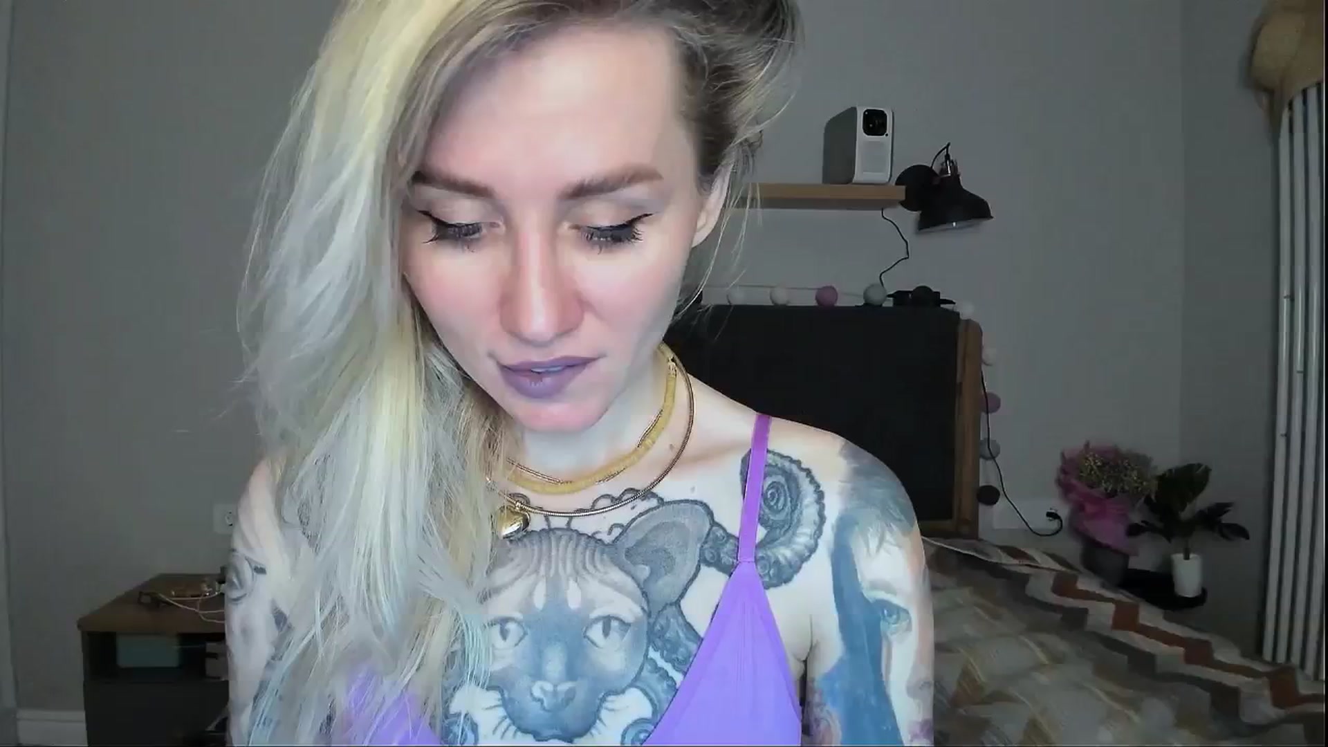 Gallery image thumbnail from Alexa_Smithhh's myfreecams stream on, 05/29/2024, 20:29 image 19 of 20