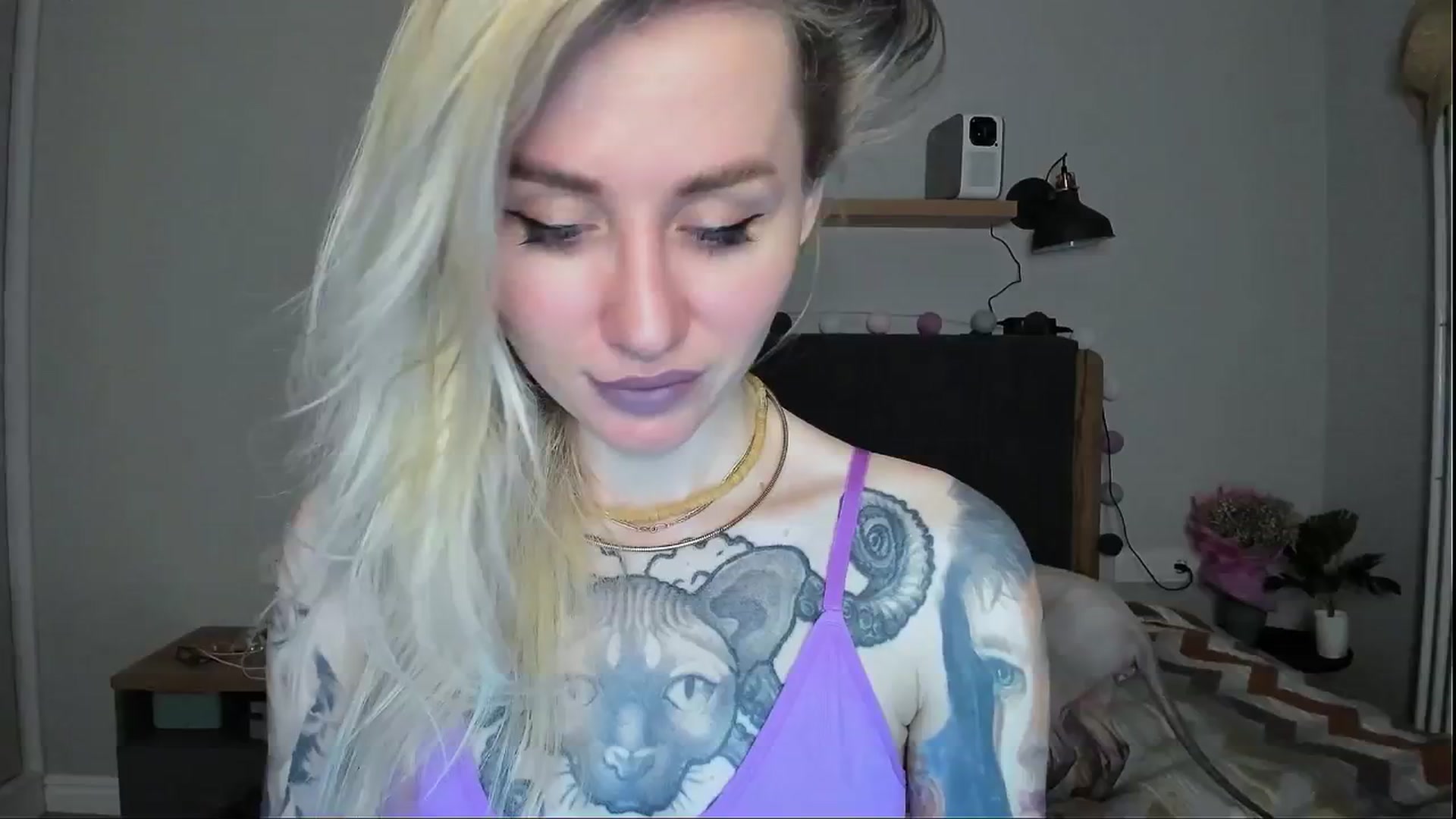 Gallery image thumbnail from Alexa_Smithhh's myfreecams stream on, 05/29/2024, 20:29 image 12 of 20