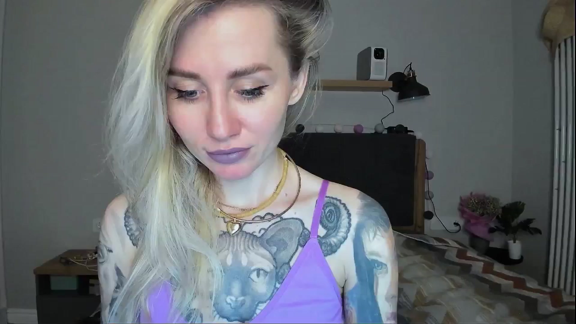 Gallery image thumbnail from Alexa_Smithhh's myfreecams stream on, 05/29/2024, 20:29 image 20 of 20