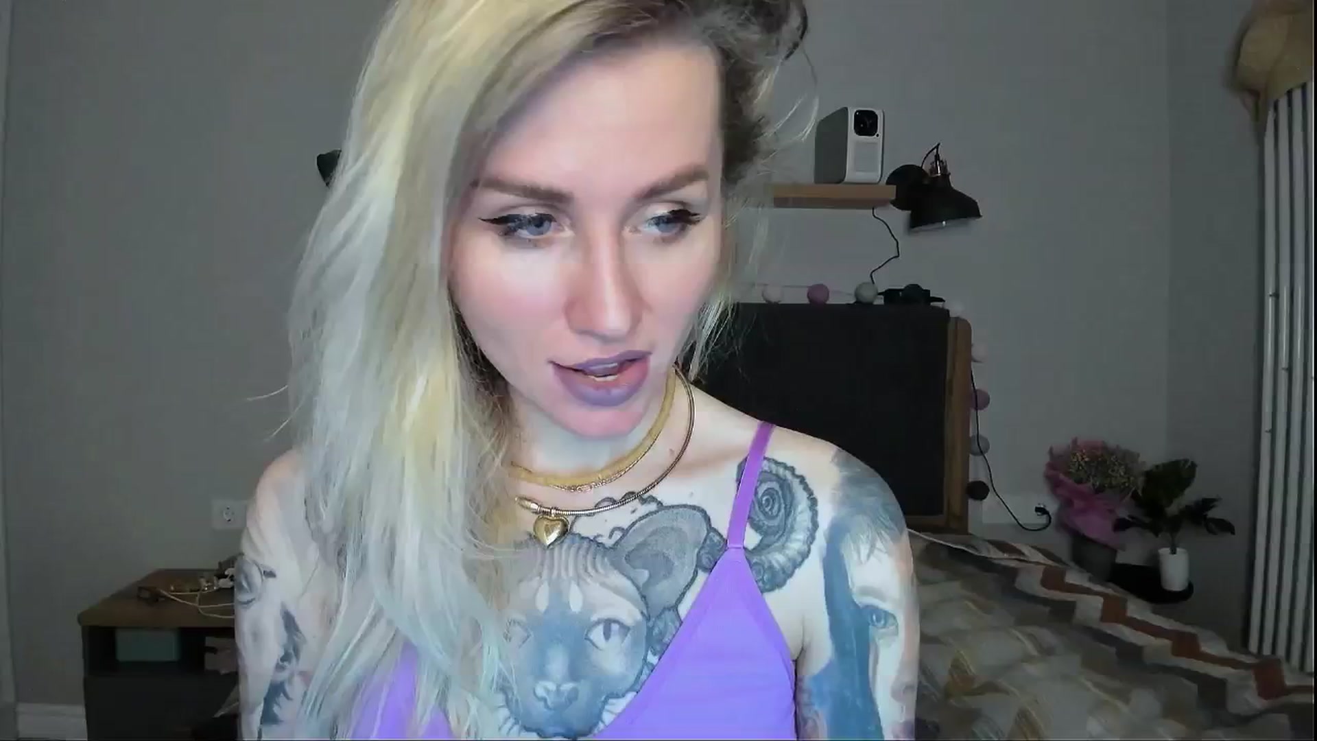 Gallery image thumbnail from Alexa_Smithhh's myfreecams stream on, 05/29/2024, 21:32 image 4 of 20