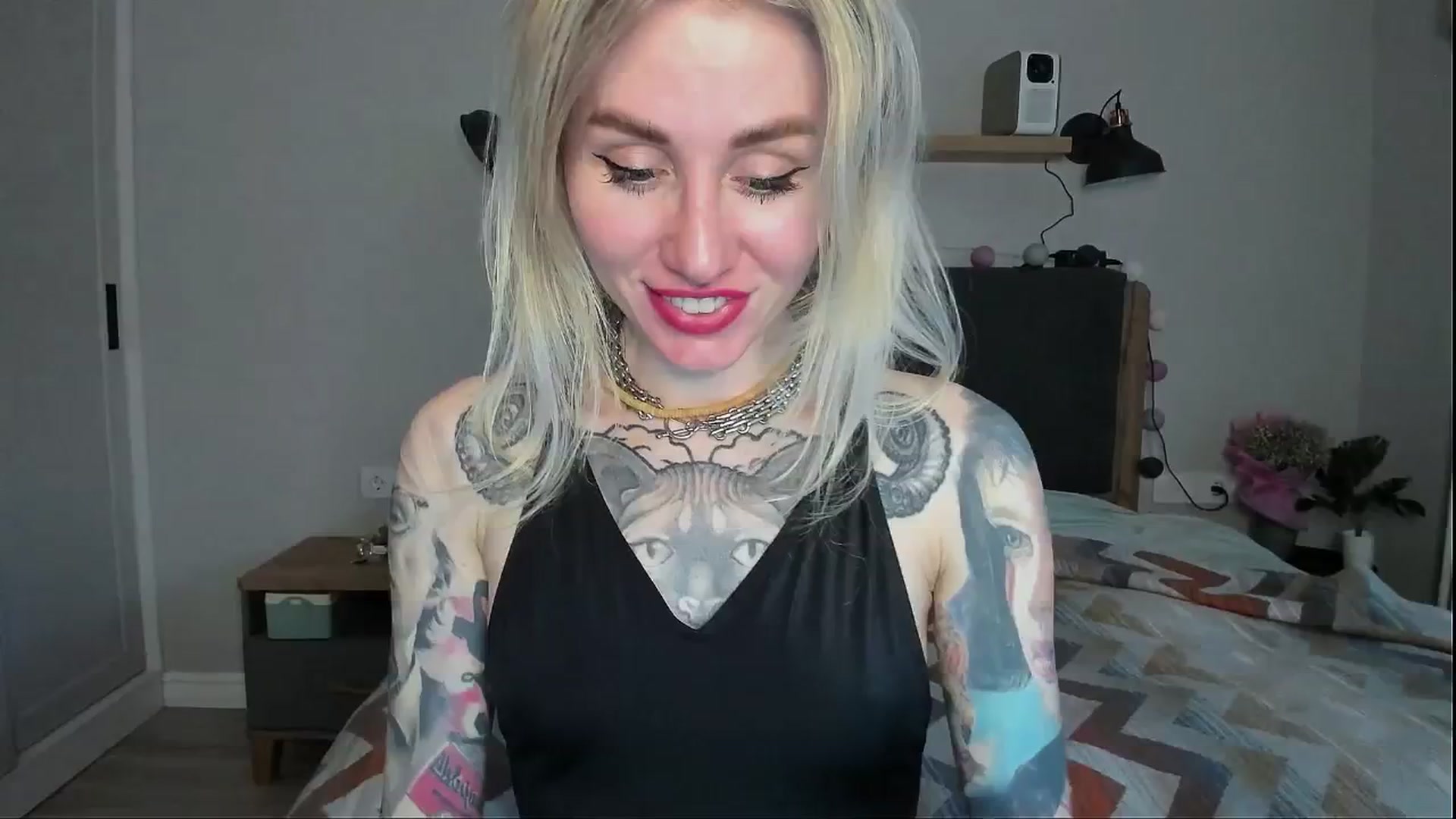 Gallery image thumbnail from Alexa_Smithhh's myfreecams stream on, 05/30/2024, 19:29 image 8 of 20