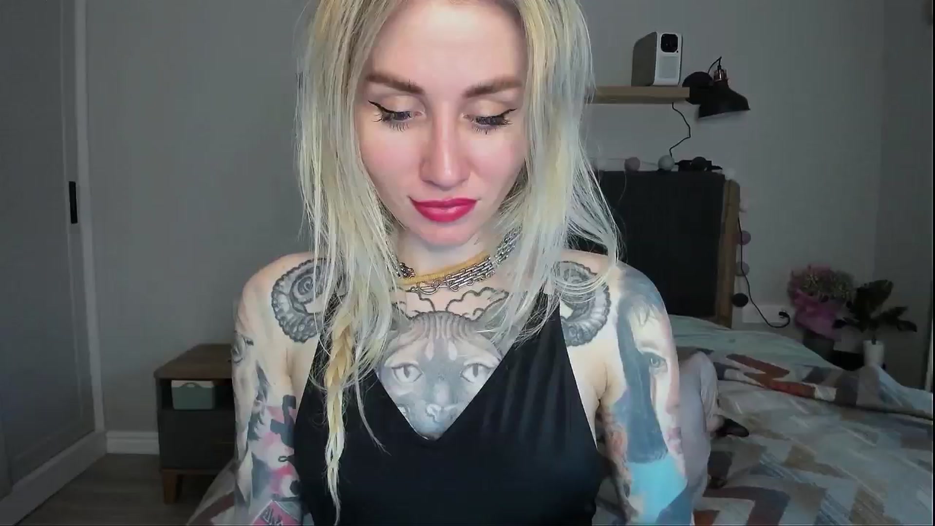 Gallery image thumbnail from Alexa_Smithhh's myfreecams stream on, 05/30/2024, 19:29 image 9 of 20