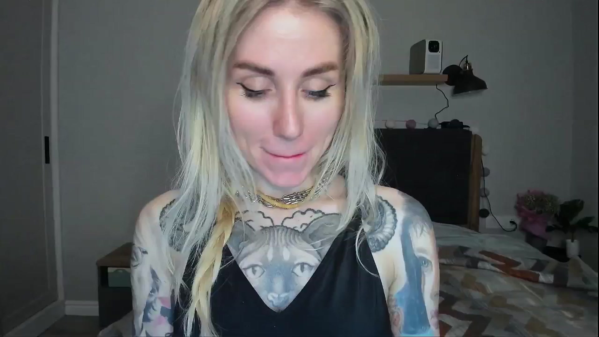 Gallery image thumbnail from Alexa_Smithhh's myfreecams stream on, 05/30/2024, 20:12 image 5 of 20