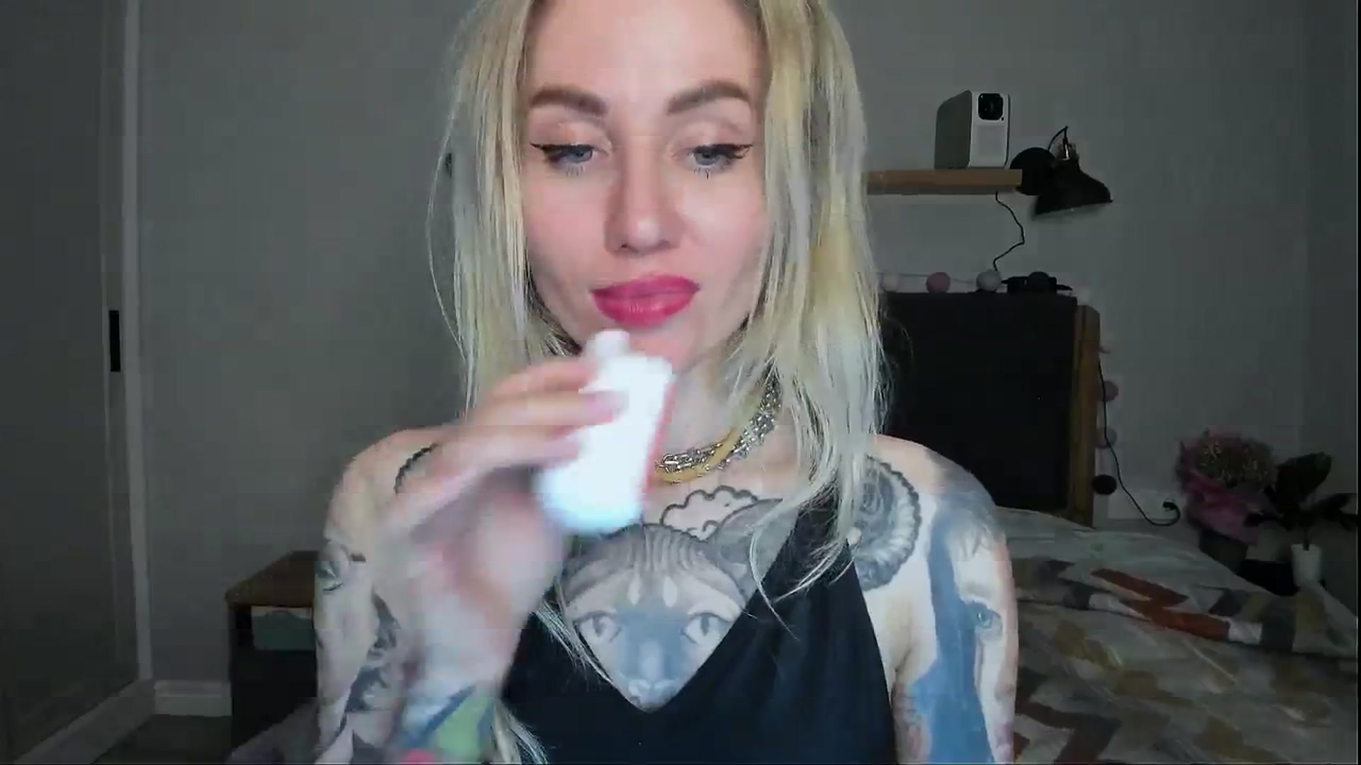 Gallery image thumbnail from Alexa_Smithhh's myfreecams stream on, 05/30/2024, 20:12 image 20 of 20