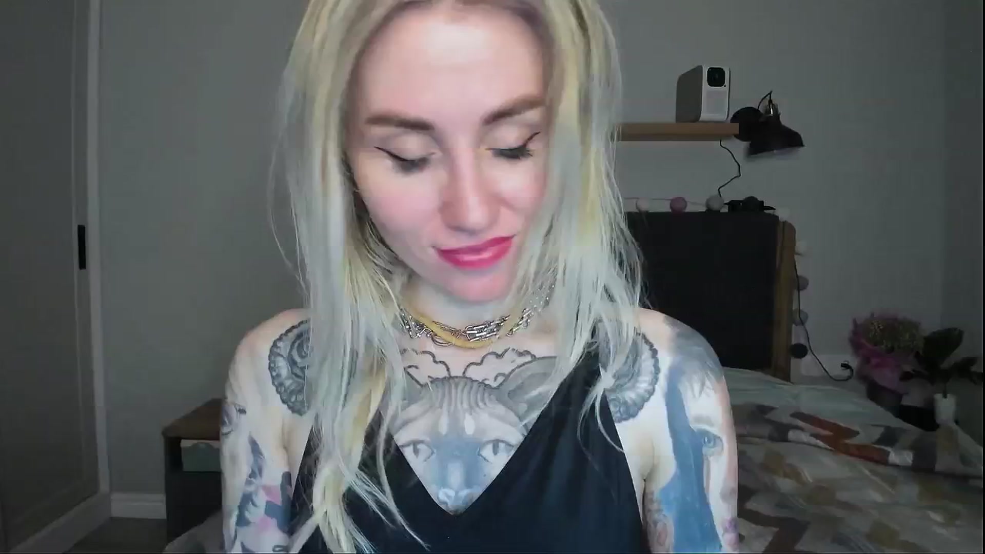 Gallery image thumbnail from Alexa_Smithhh's myfreecams stream on, 05/30/2024, 20:12 image 18 of 20