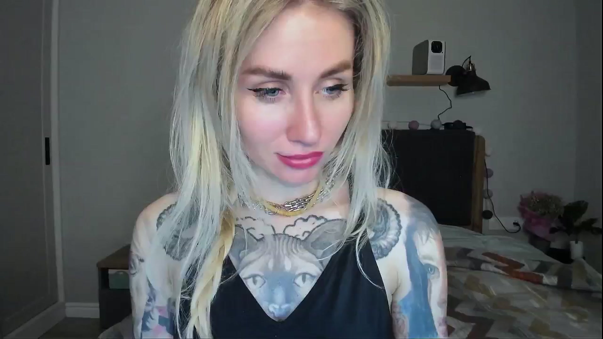 Gallery image thumbnail from Alexa_Smithhh's myfreecams stream on, 05/30/2024, 20:12 image 4 of 20