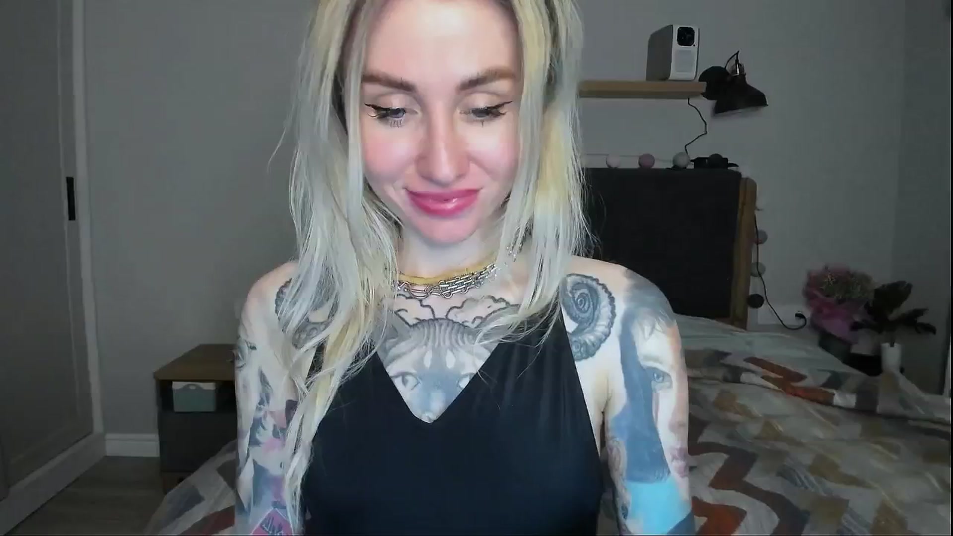 Gallery image thumbnail from Alexa_Smithhh's myfreecams stream on, 05/30/2024, 21:02 image 20 of 20