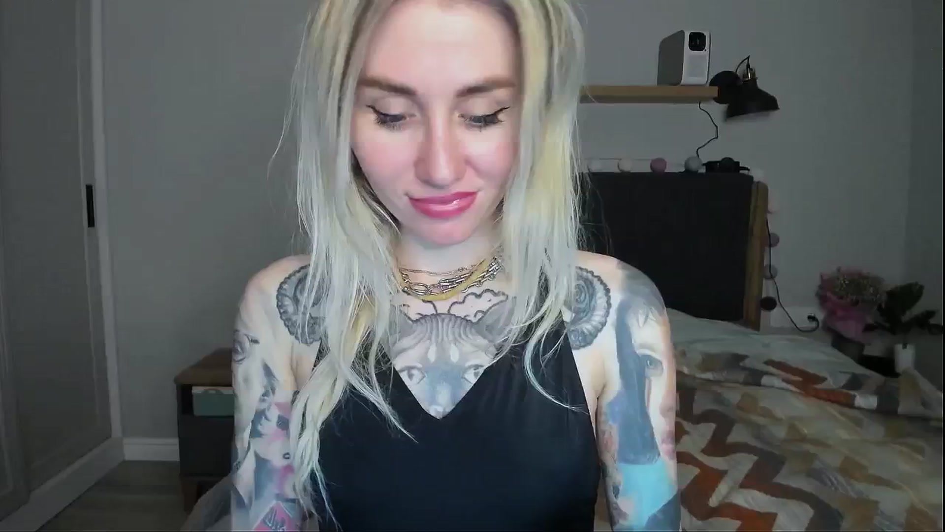 Gallery image thumbnail from Alexa_Smithhh's myfreecams stream on, 05/30/2024, 21:02 image 11 of 20