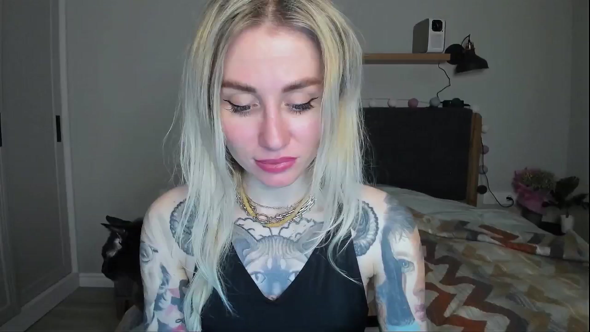 Gallery image thumbnail from Alexa_Smithhh's myfreecams stream on, 05/30/2024, 21:02 image 8 of 20