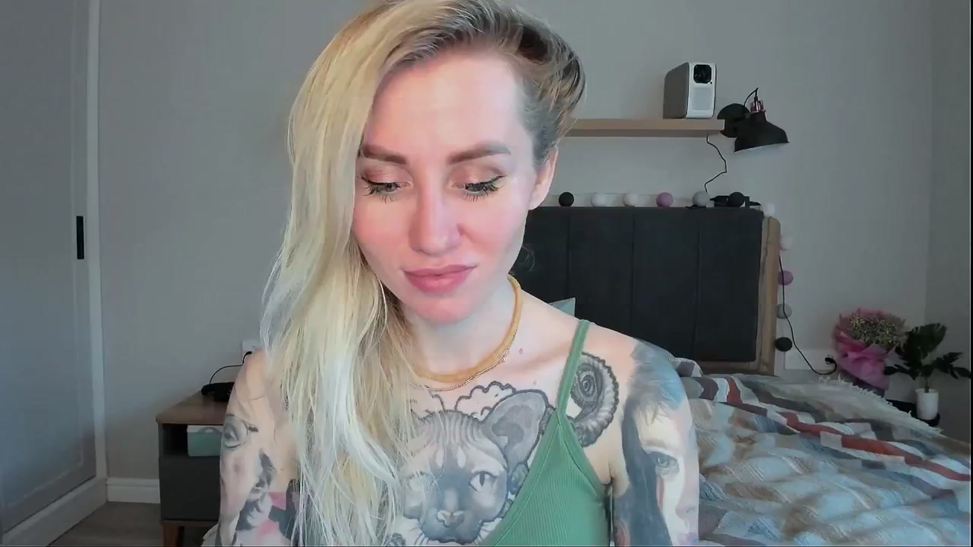 Gallery image thumbnail from Alexa_Smithhh's myfreecams stream on, 06/03/2024, 18:41 image 9 of 20