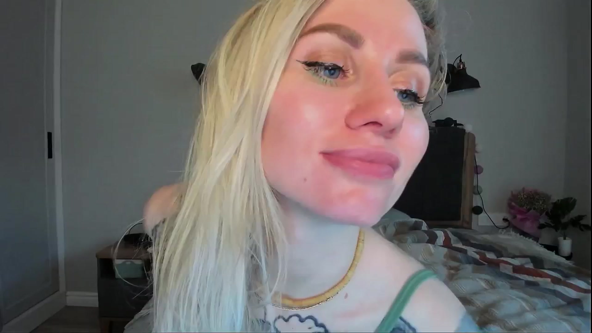 Gallery image thumbnail from Alexa_Smithhh's myfreecams stream on, 06/03/2024, 18:41 image 17 of 20
