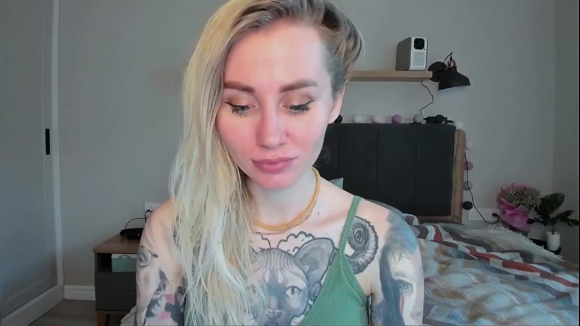 Gallery image thumbnail from Alexa_Smithhh's myfreecams stream on, 06/03/2024, 18:41 image 11 of 20