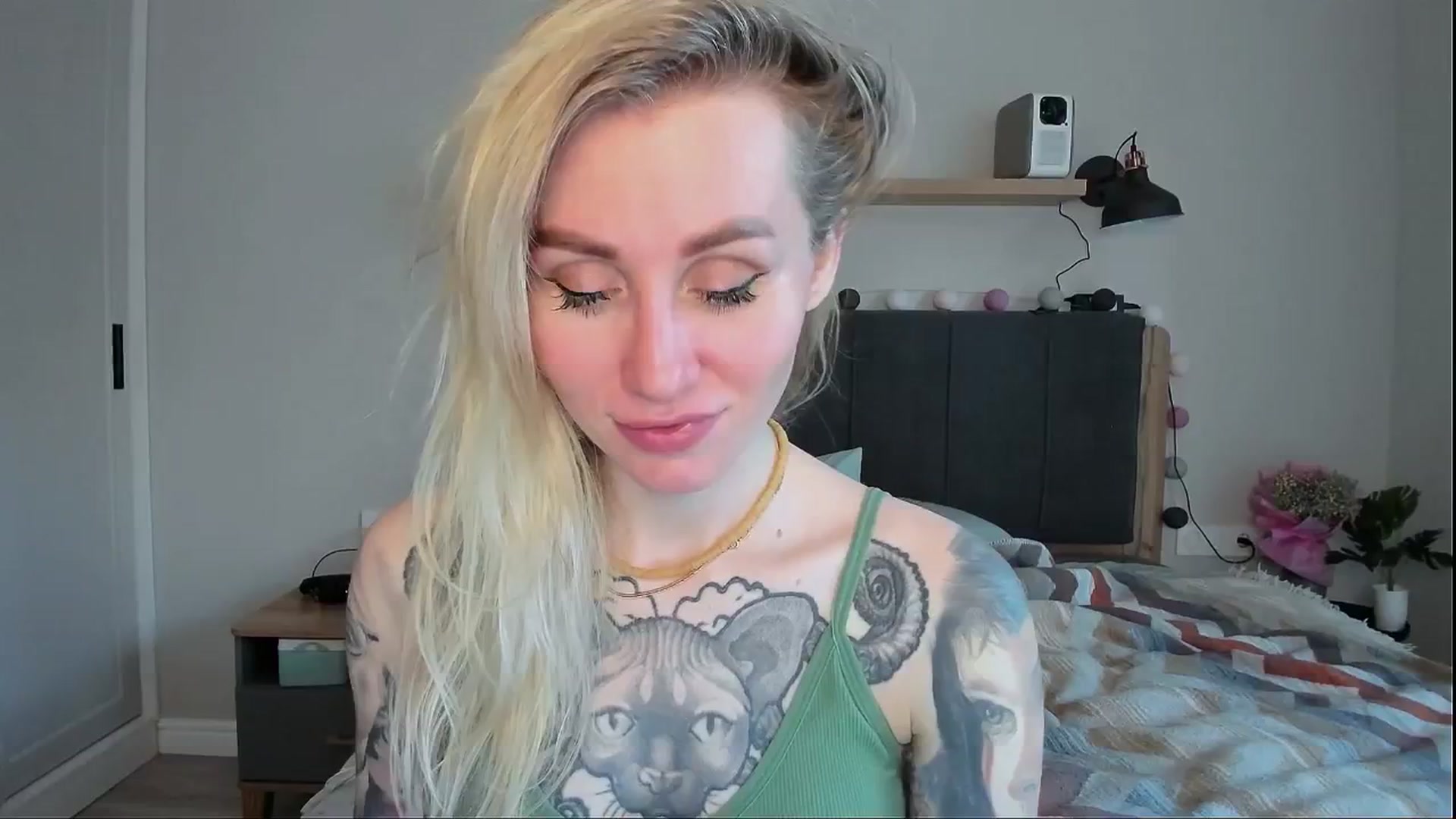 Gallery image thumbnail from Alexa_Smithhh's myfreecams stream on, 06/03/2024, 18:41 image 3 of 20