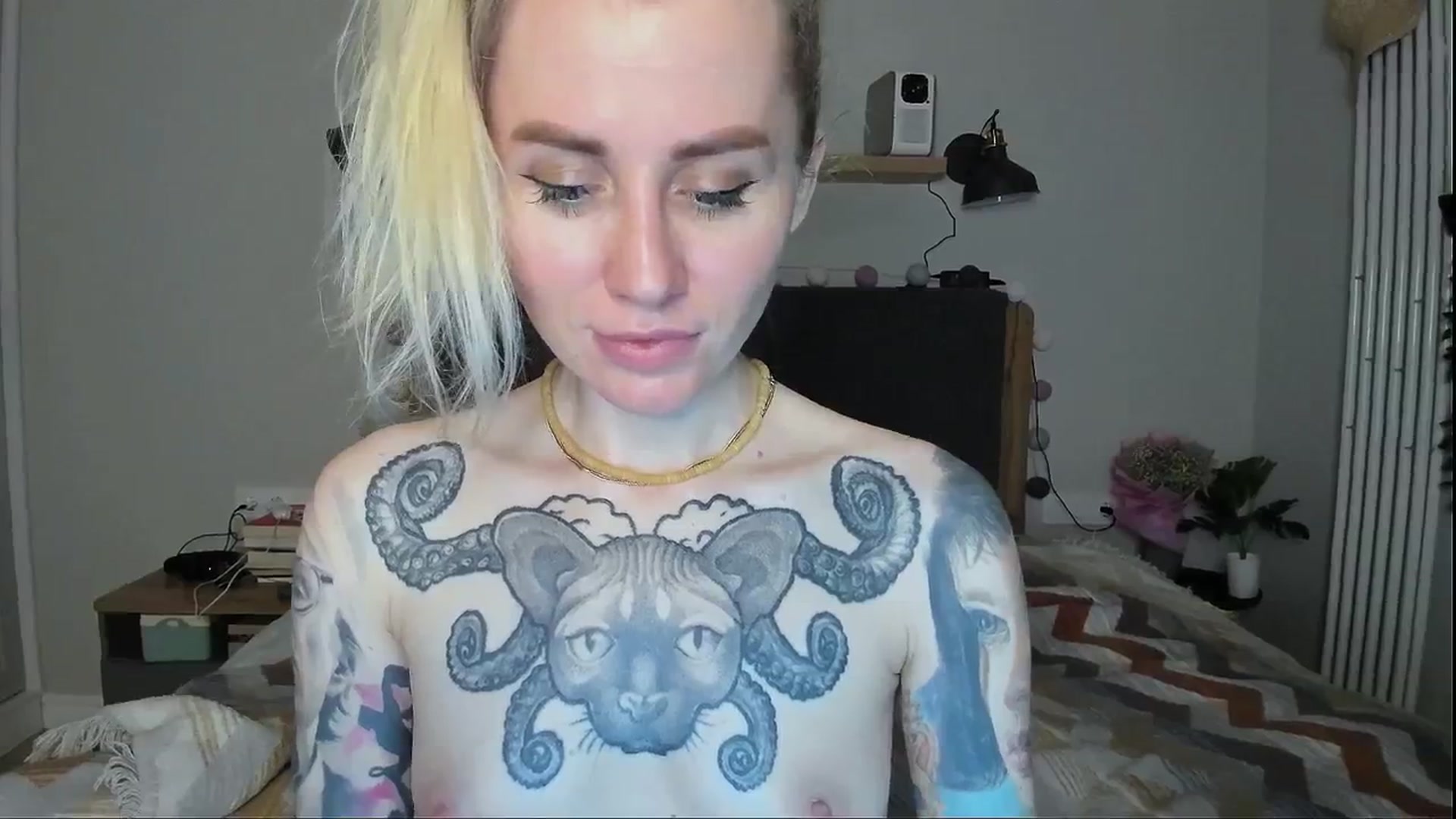 Gallery image thumbnail from Alexa_Smithhh's myfreecams stream on, 06/03/2024, 21:50 image 19 of 20