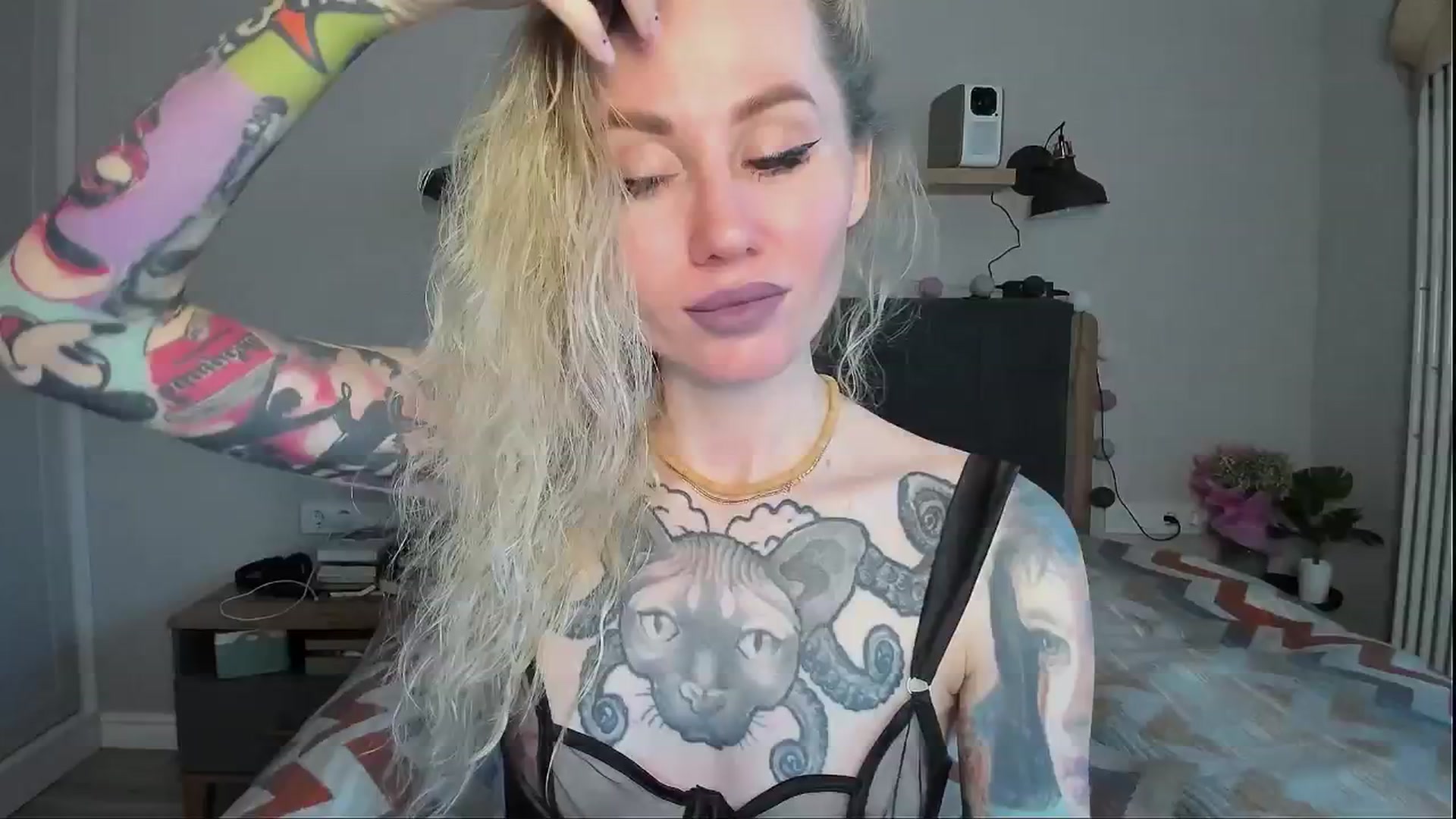 Gallery image thumbnail from Alexa_Smithhh's myfreecams stream on, 06/04/2024, 18:50 image 14 of 20