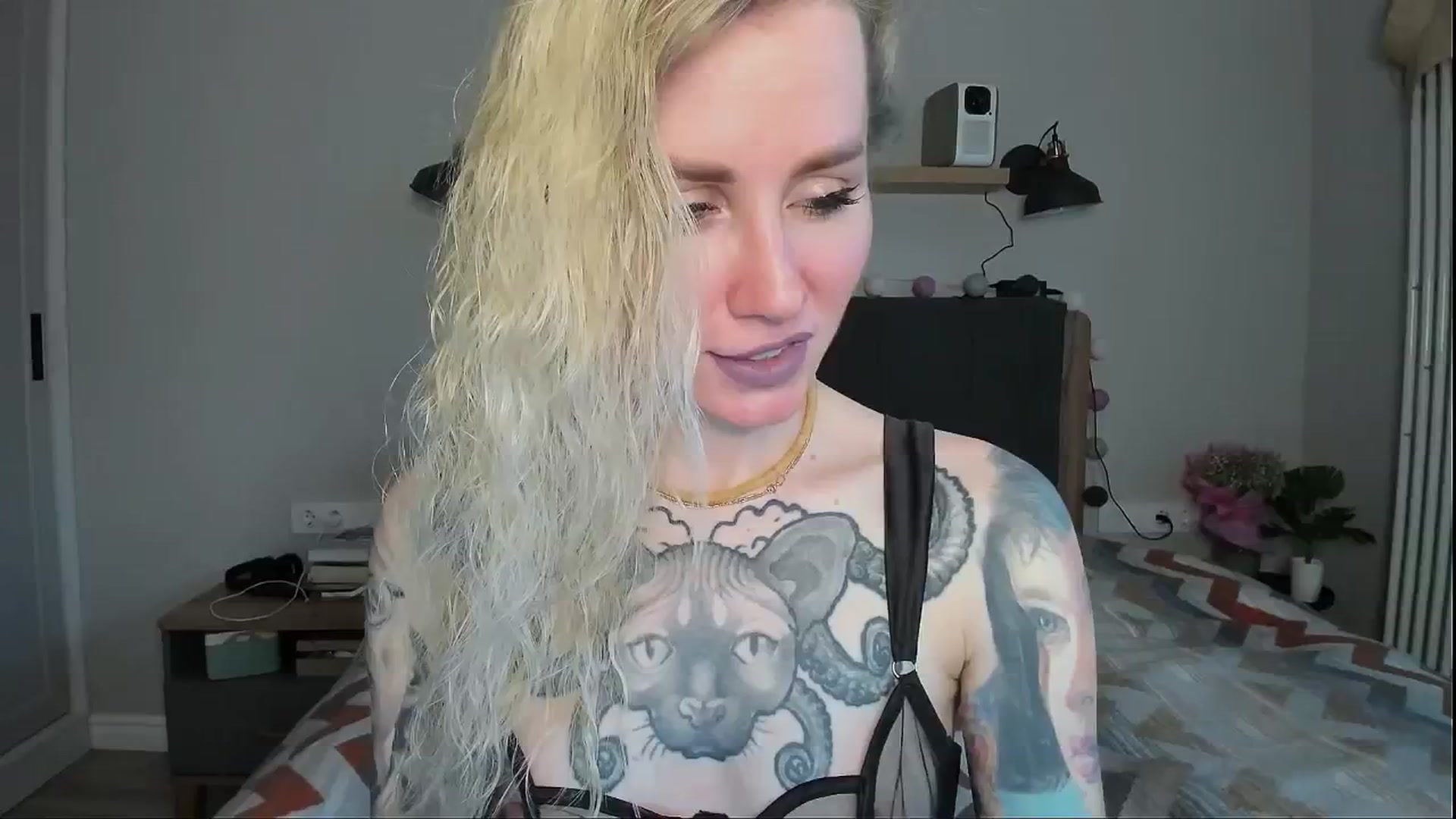 Gallery image thumbnail from Alexa_Smithhh's myfreecams stream on, 06/04/2024, 18:50 image 18 of 20
