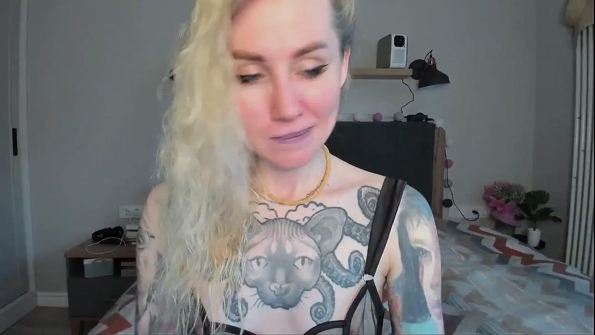 Gallery image thumbnail from Alexa_Smithhh's myfreecams stream on, 06/04/2024, 18:50 image 13 of 20
