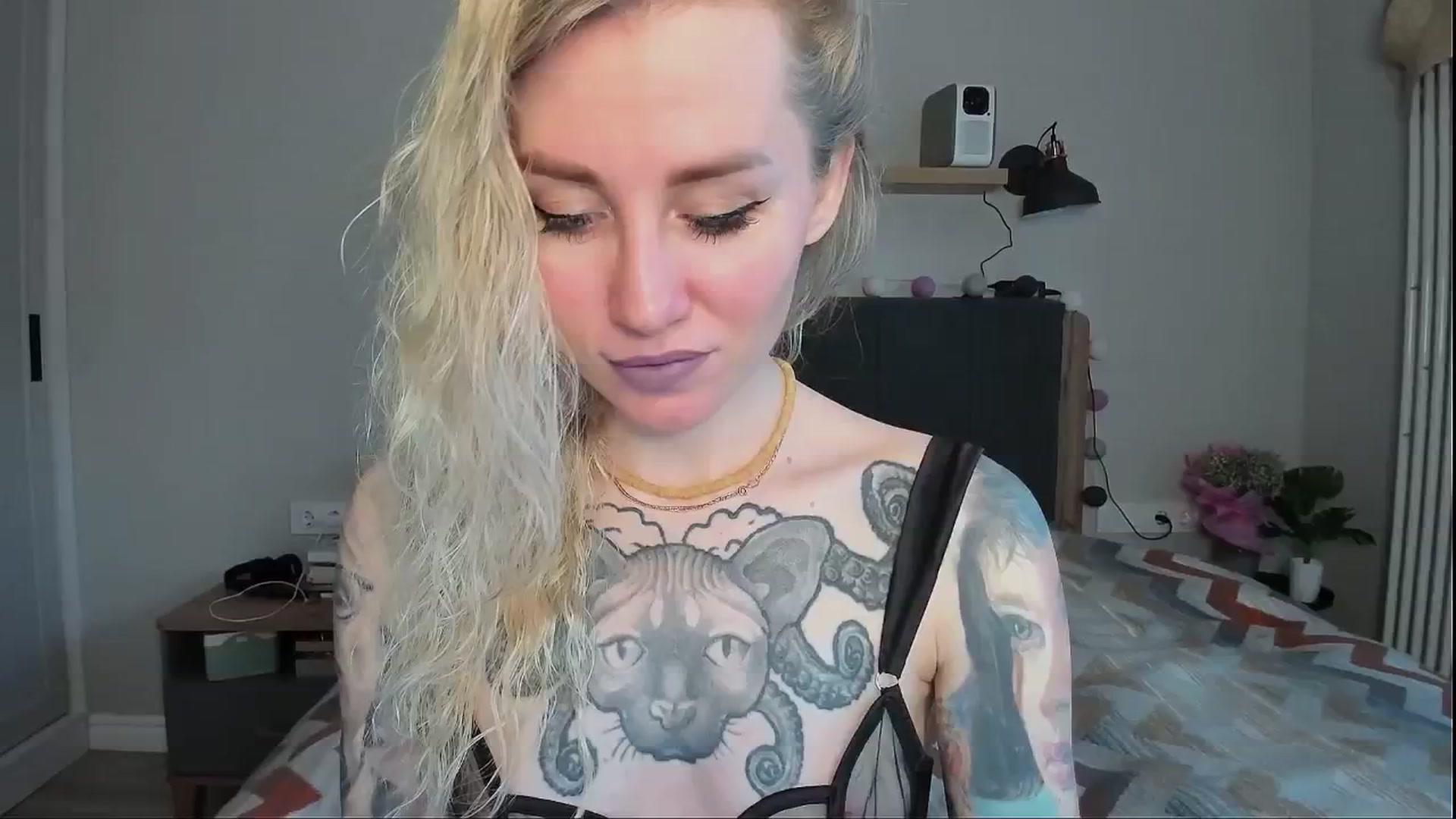 Gallery image thumbnail from Alexa_Smithhh's myfreecams stream on, 06/04/2024, 18:50 image 11 of 20