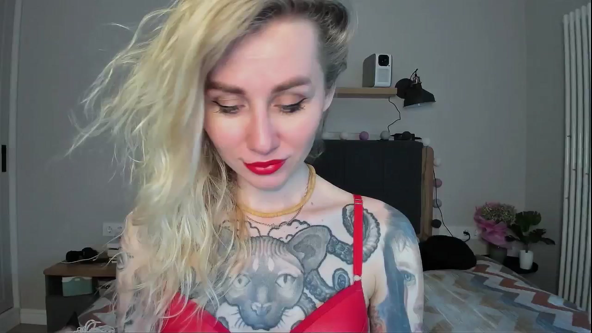 Gallery image thumbnail from Alexa_Smithhh's myfreecams stream on, 06/06/2024, 18:40 image 10 of 20