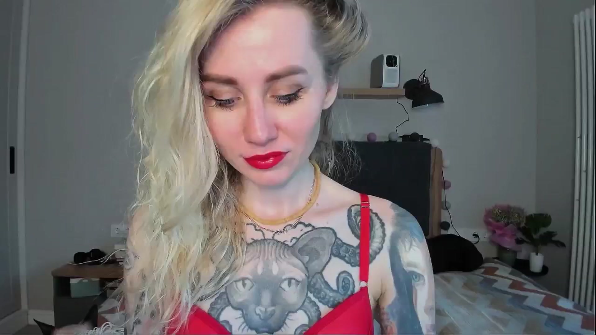 Gallery image thumbnail from Alexa_Smithhh's myfreecams stream on, 06/06/2024, 18:40 image 4 of 20