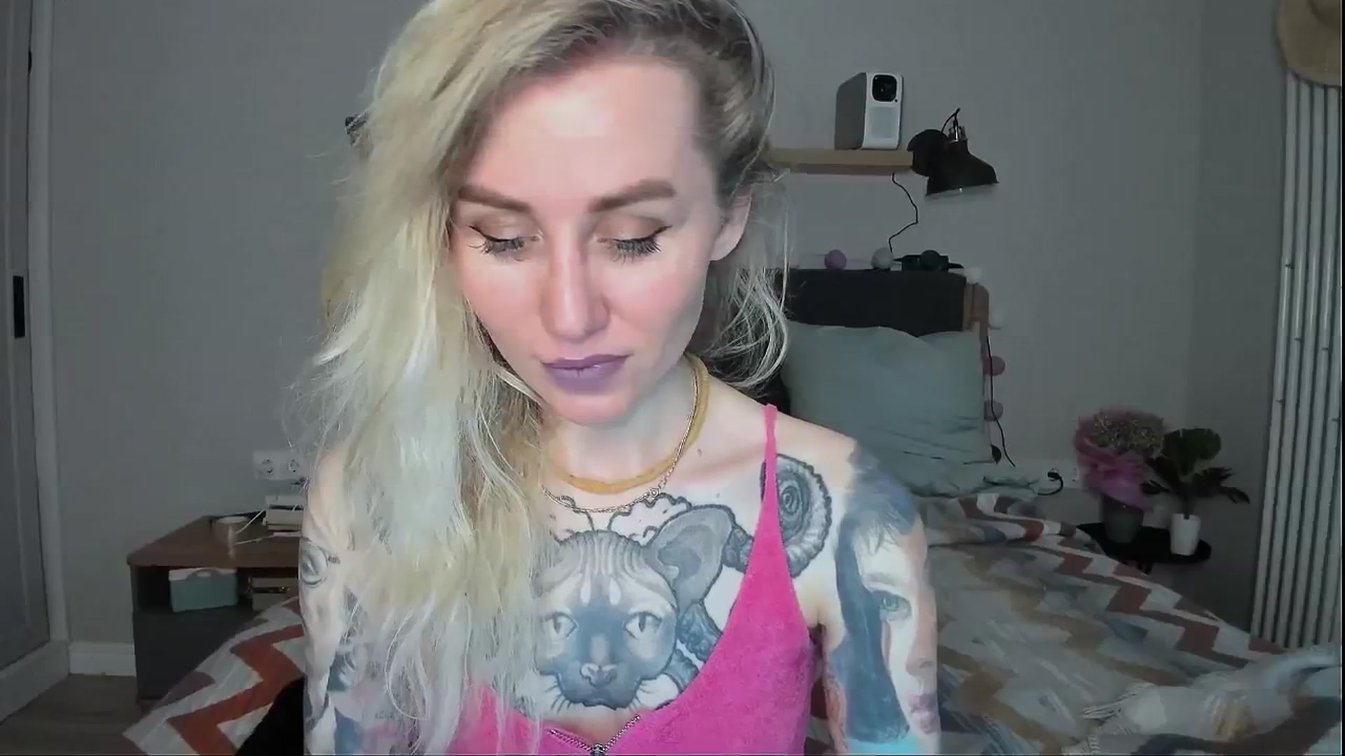 Gallery image thumbnail from Alexa_Smithhh's myfreecams stream on, 06/09/2024, 19:29 image 6 of 20